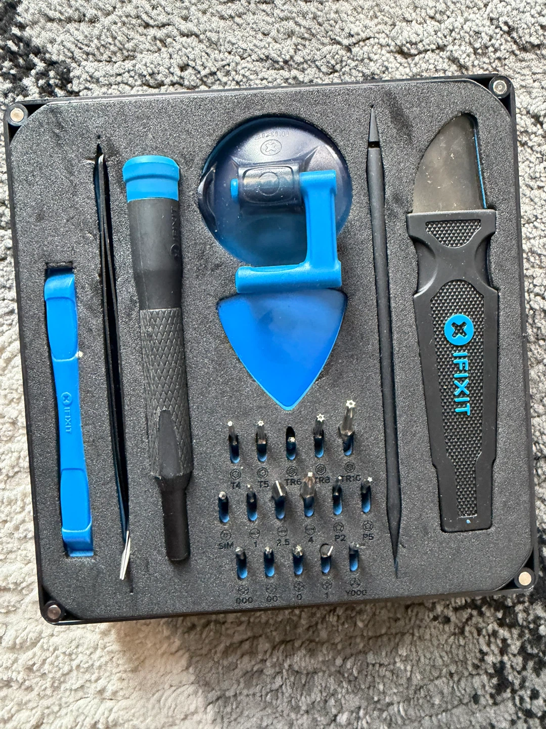 iFixit Screwdriver & Repair Tool Kit for PC, Laptop, Phone