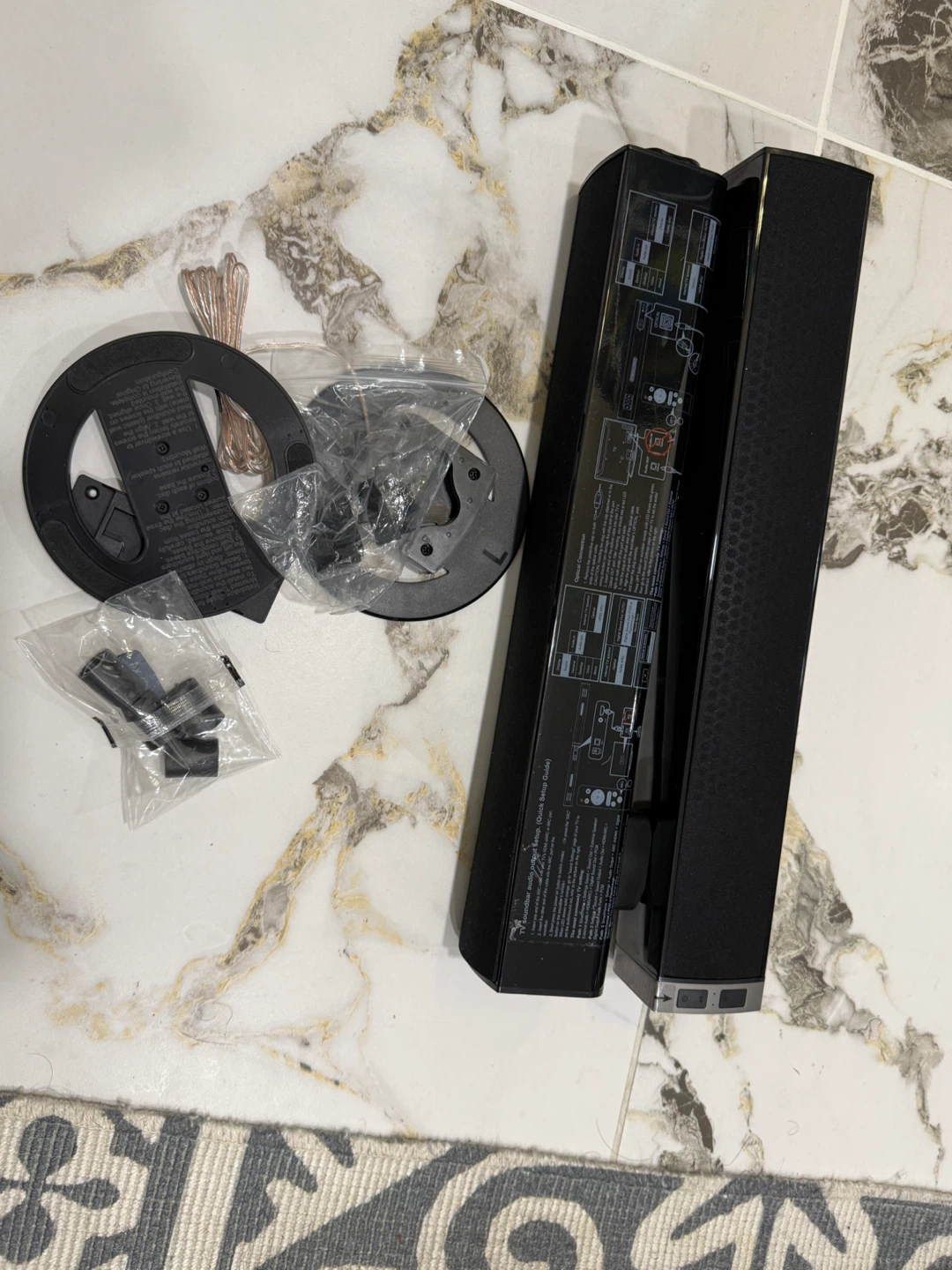 🔥 MOVING OUT SALE – Soundbar w/ Speakers & Accessories!