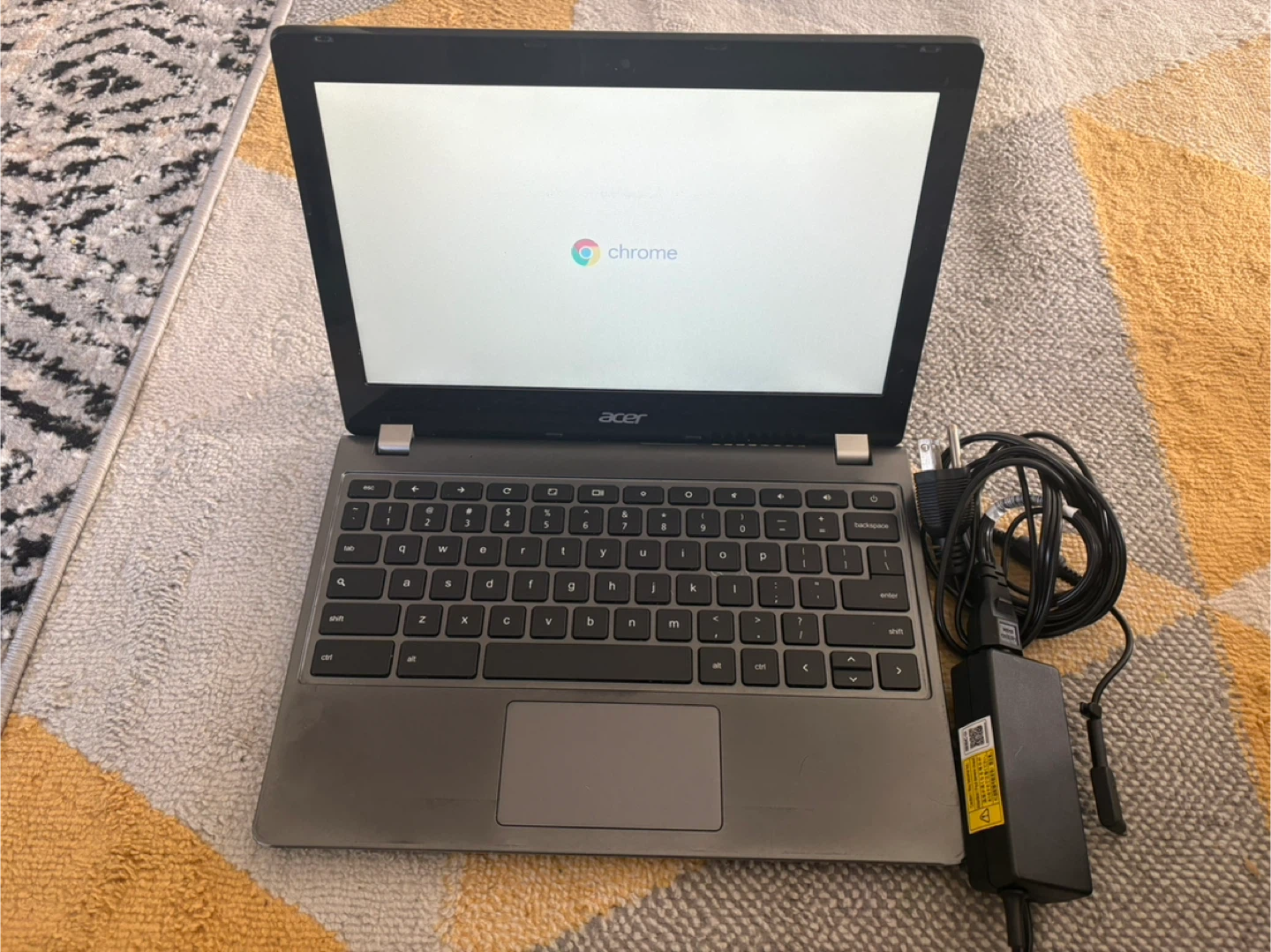 Acer Chromebook C740 - photo 4