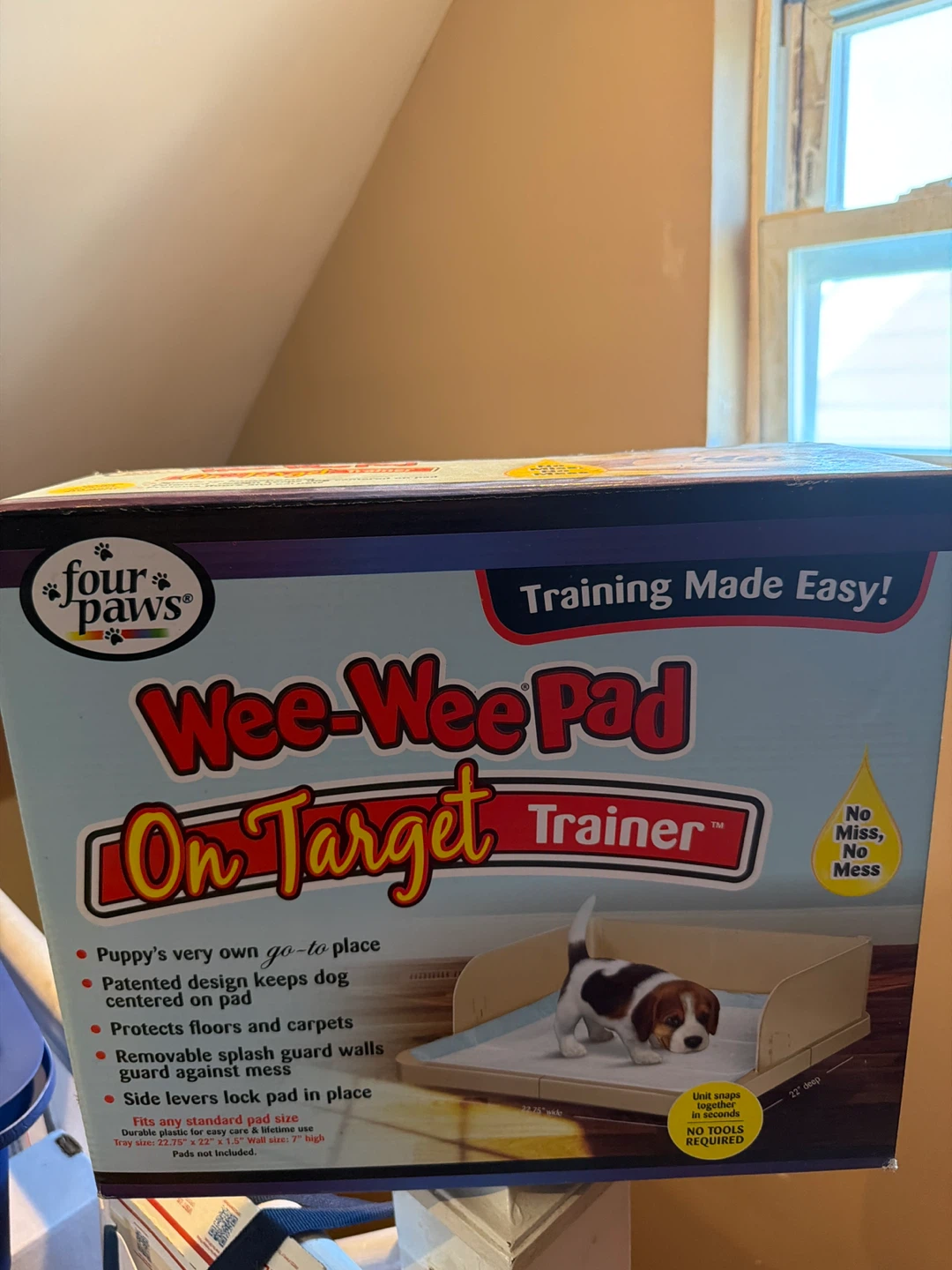 Four Paws Wee-Wee Pad On Target Trainer