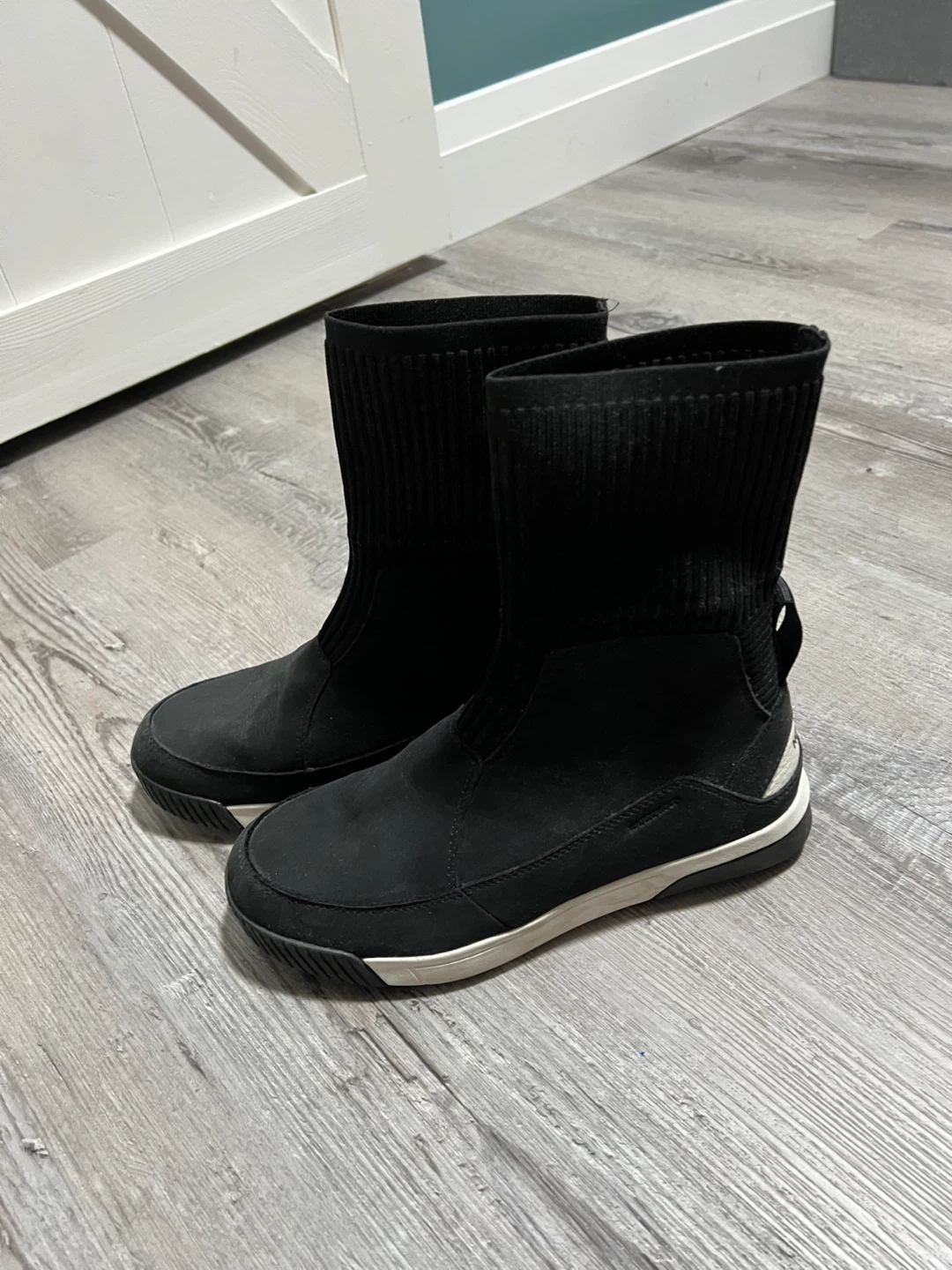The North Face Women's Black Sock Boots Size 6.5 - photo 2