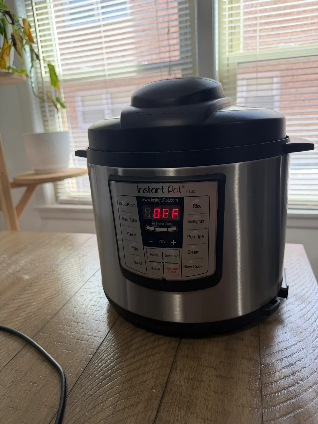 Instant Pot Duo 7-in-1 Electric Pressure Cooker - photo 2