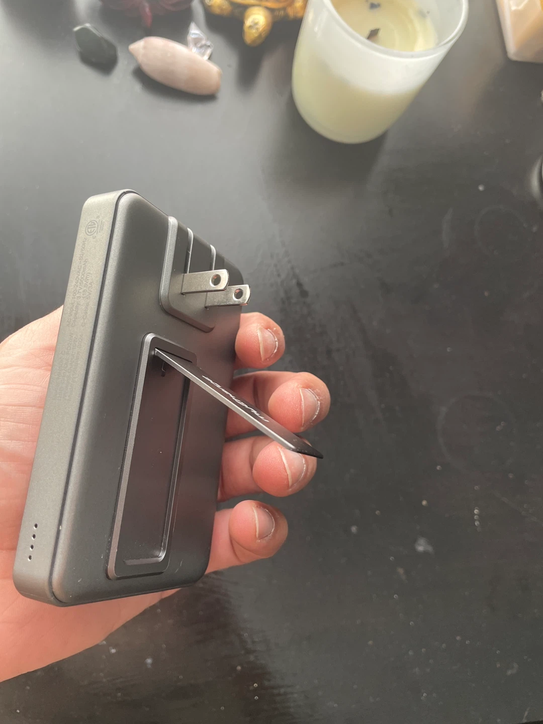 MagLock MH50K-C Portable Charger - photo 2