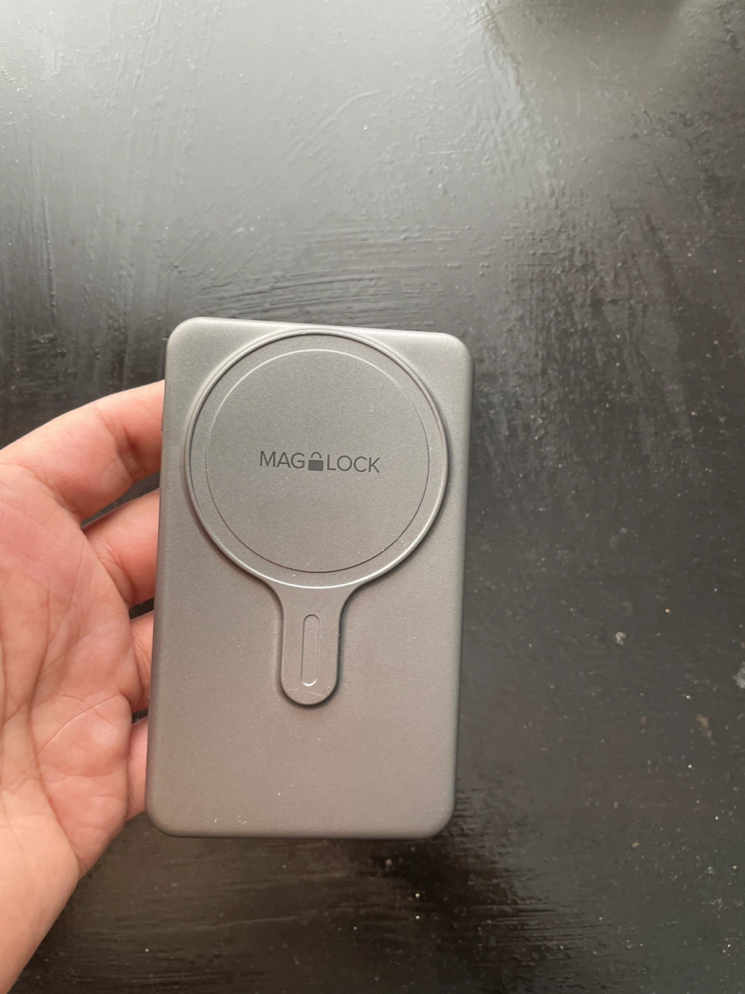 MagLock MH50K-C Portable Charger