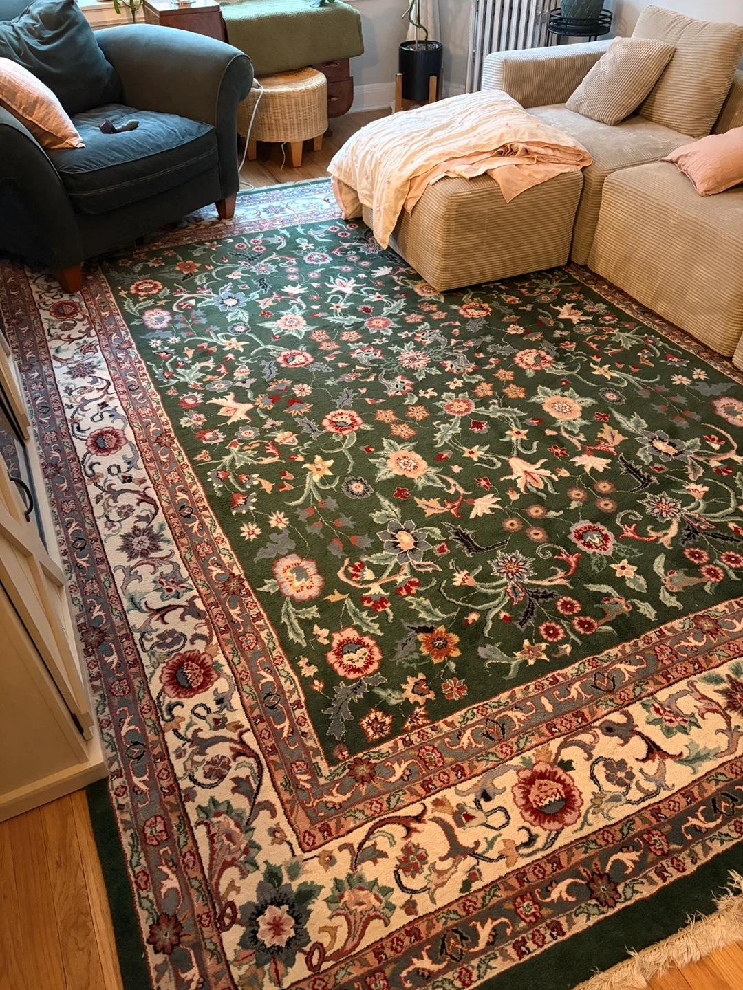 9x13 Persian Style Area Rug