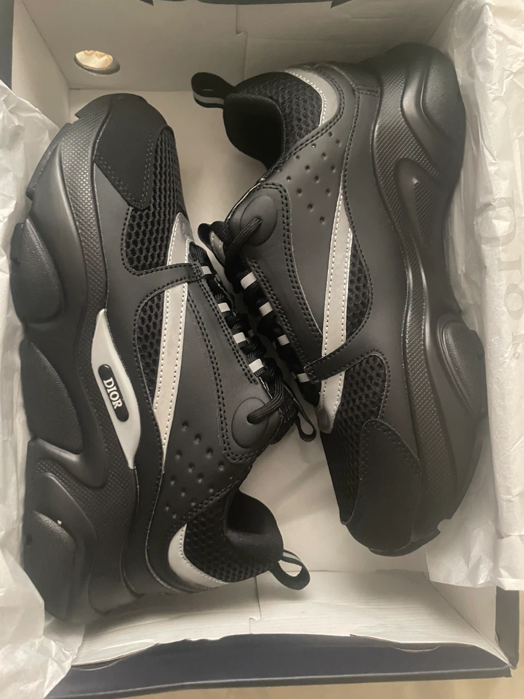NEW Dior B22 Sneakers – Size 43 (US 10)