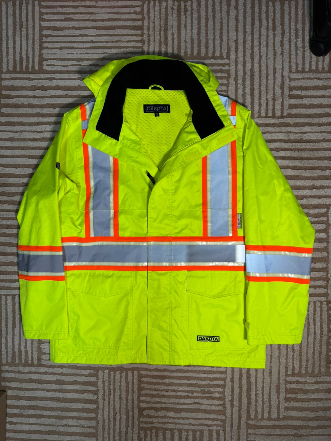 DAKOTA High-Visibility Safety Mens Jacket Class 2 Compliant Sz M