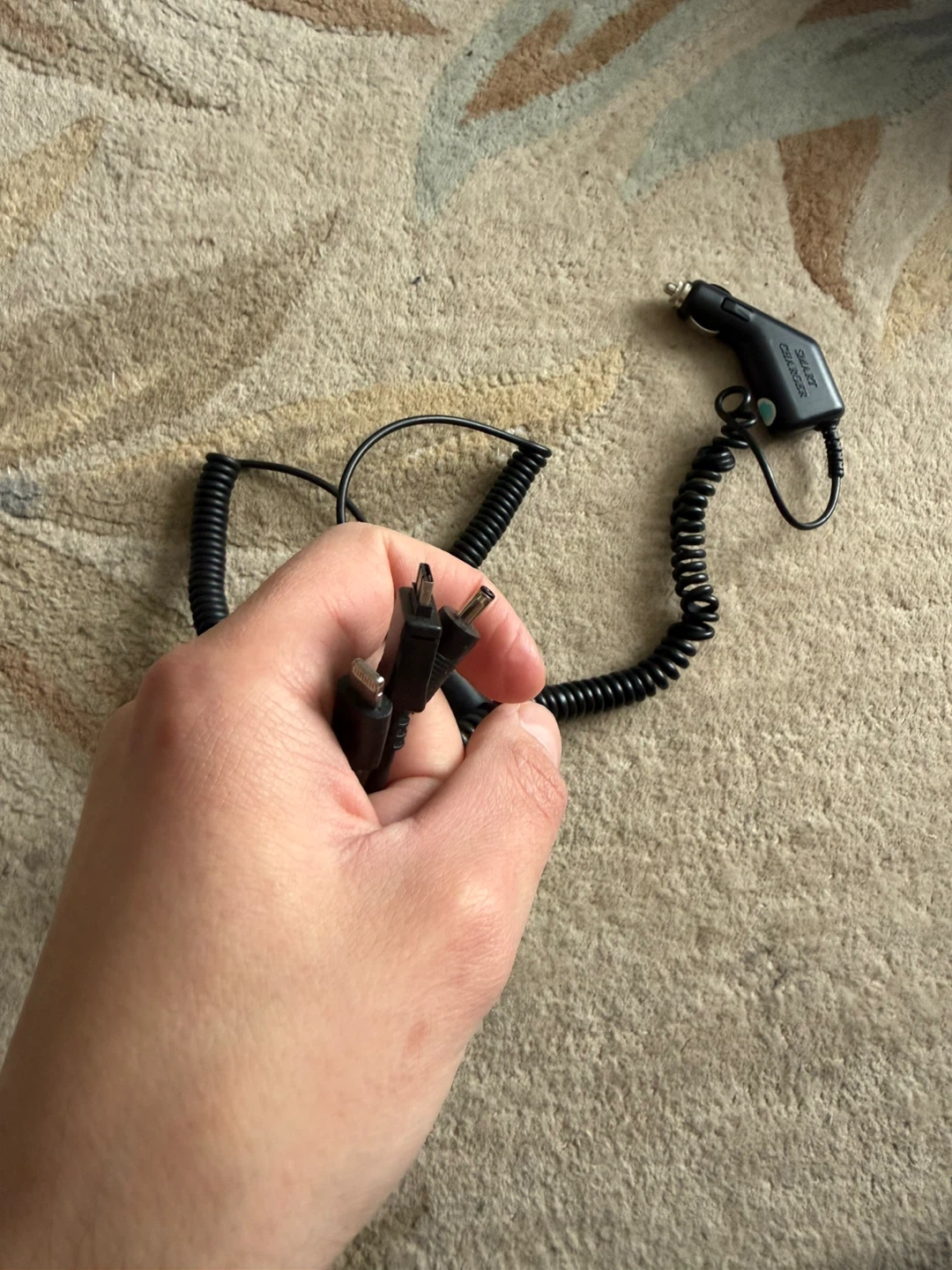 Car Charger – iPhone Lightning, Dash Cam & GPS Navigation - photo 2