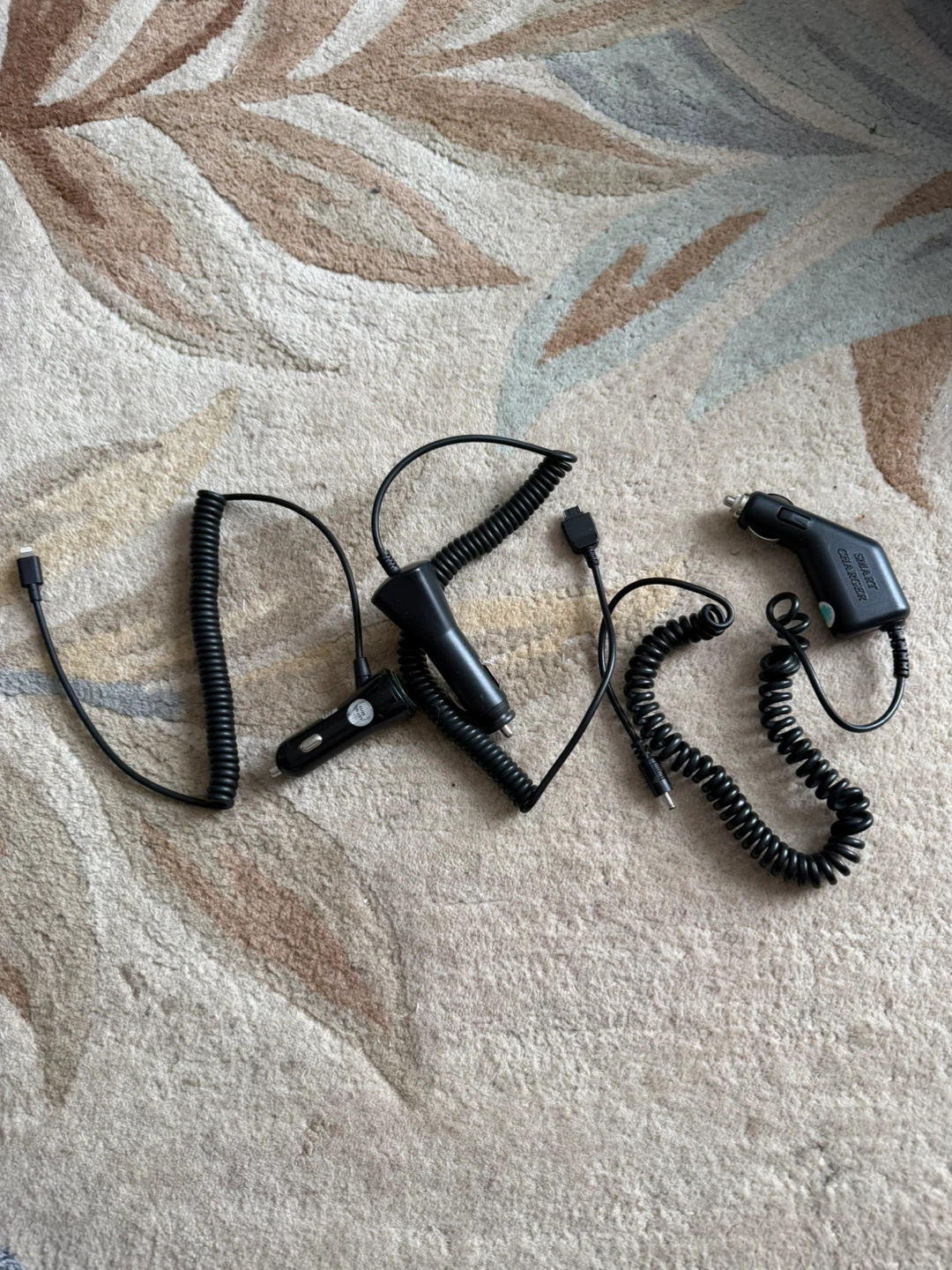 Car Charger – iPhone Lightning, Dash Cam & GPS Navigation - photo 3