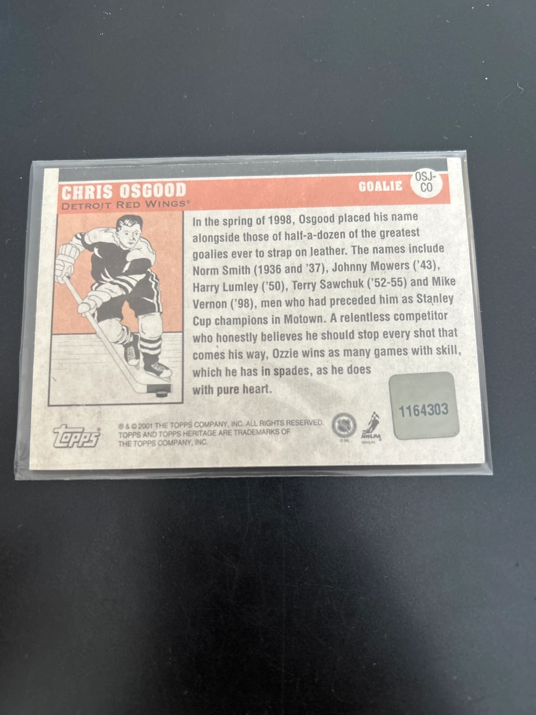 Topps Heritage Chris Osgood Detroit Red Wings Hockey Card - photo 2