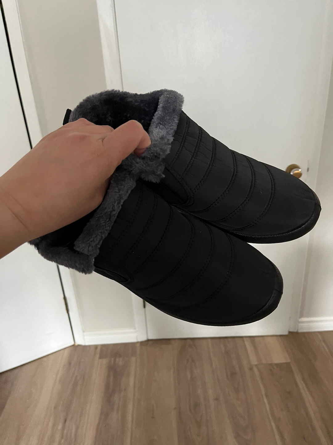 Black BJ Water-Resistant Winter Boots - Size 43