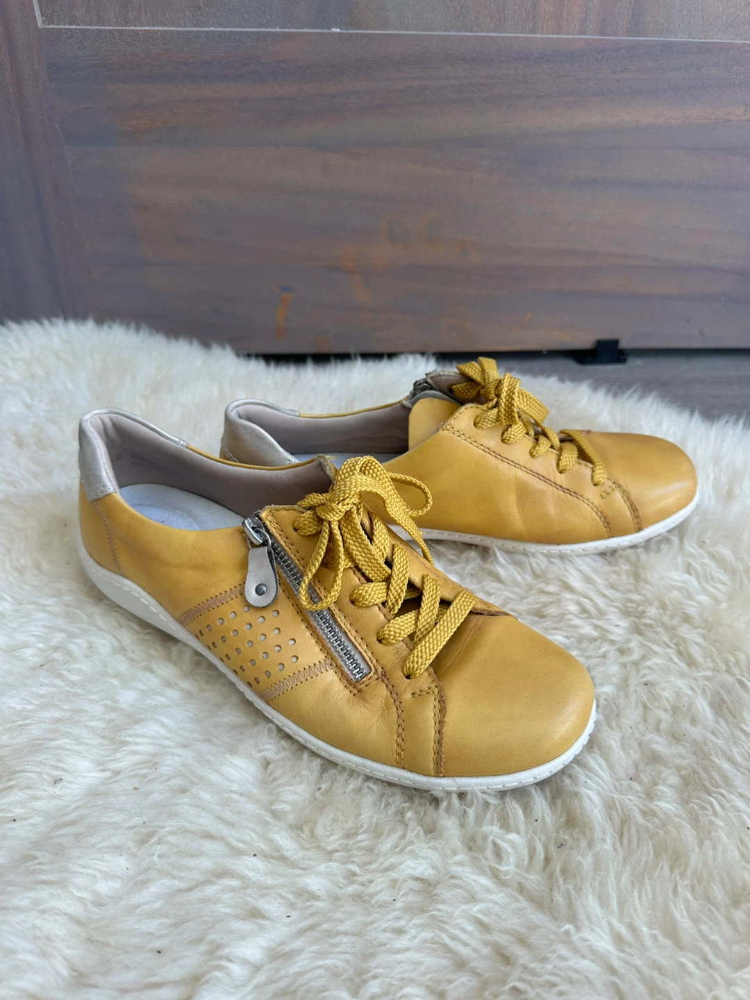 Remonte Yellow Leather Sneakers - Size 40 - photo 3