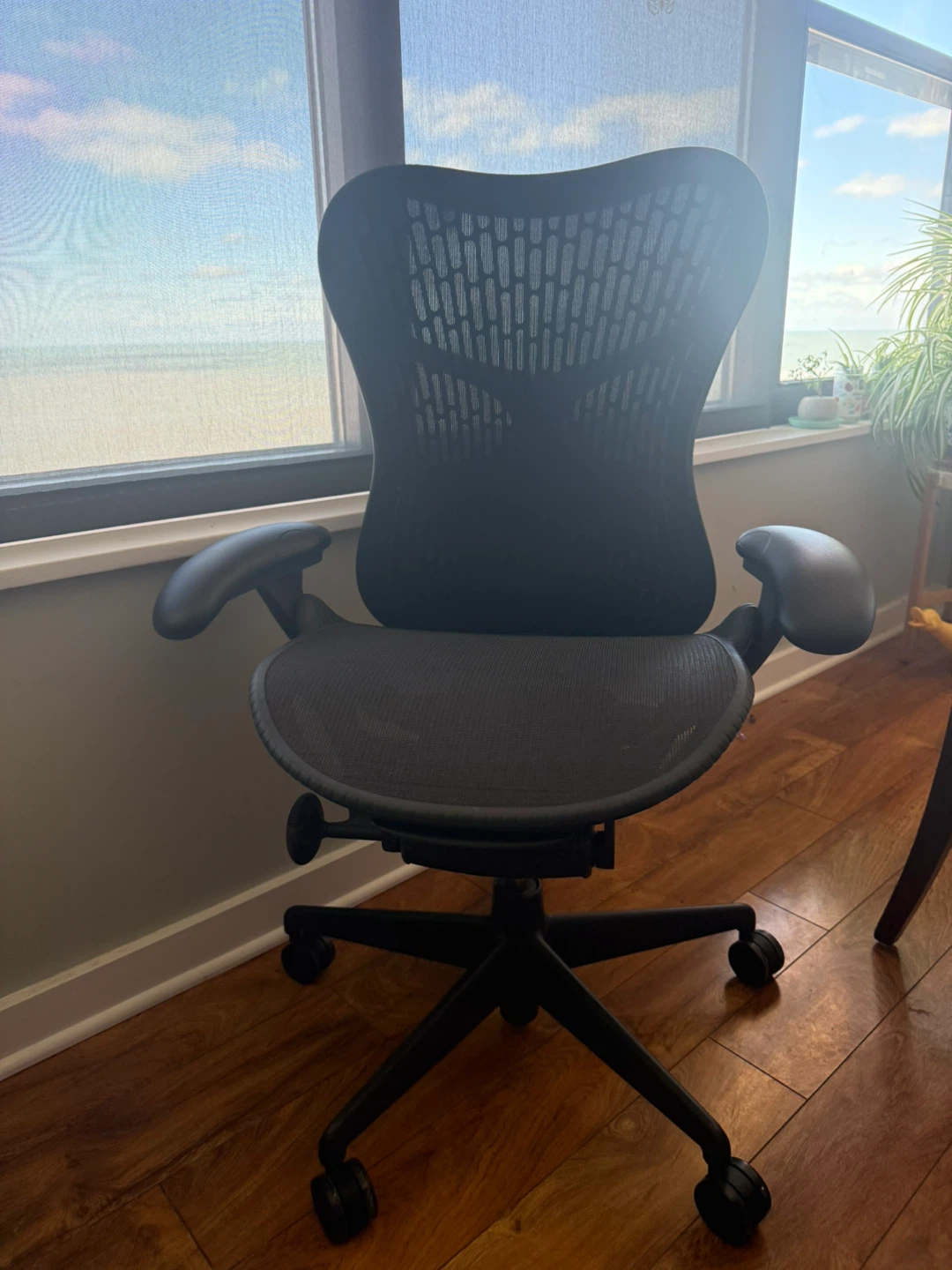 Herman Miller Mirra 2 Office Chair