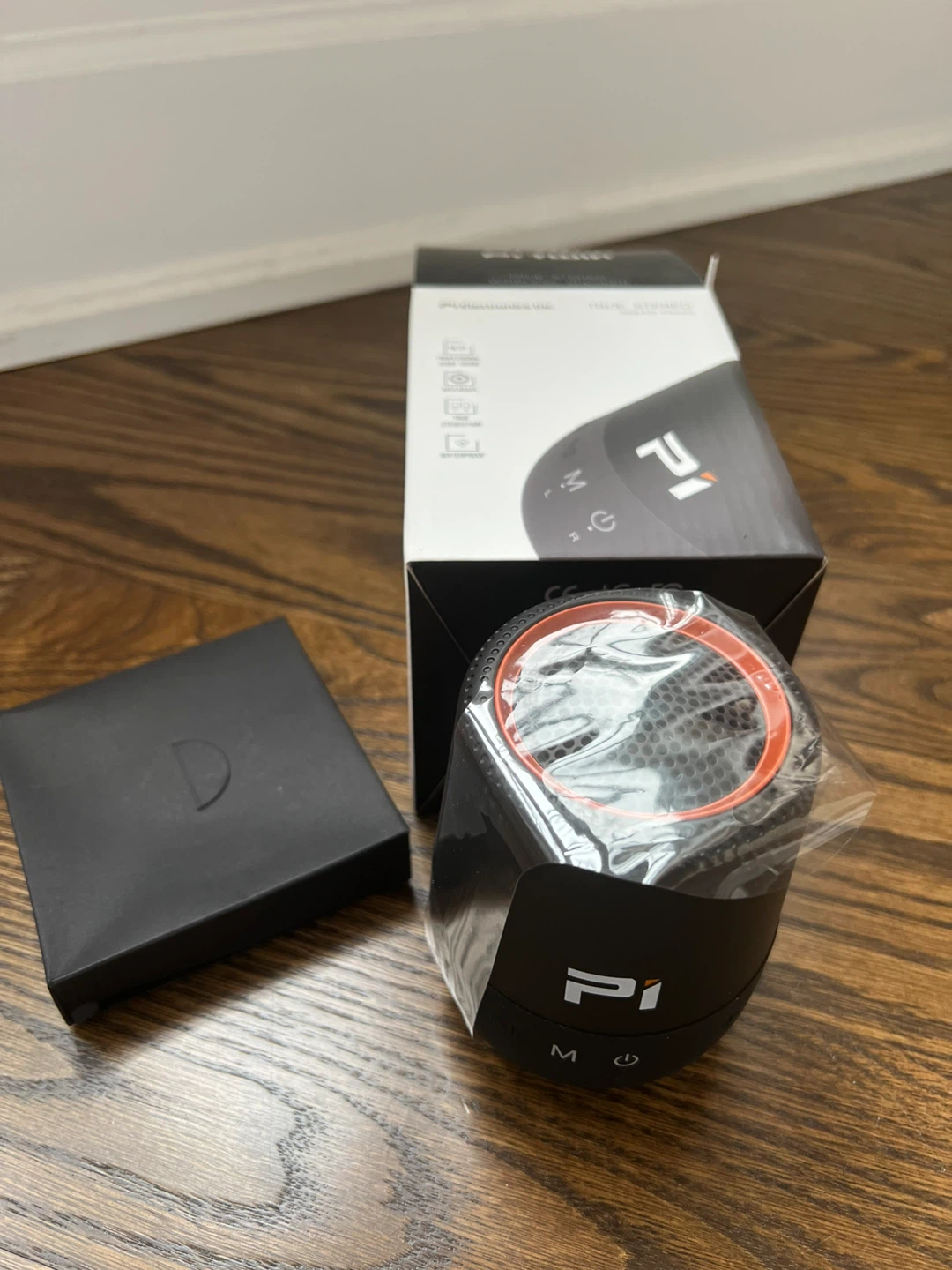 P1 TRUE STEREO WIRELESS SPEAKER