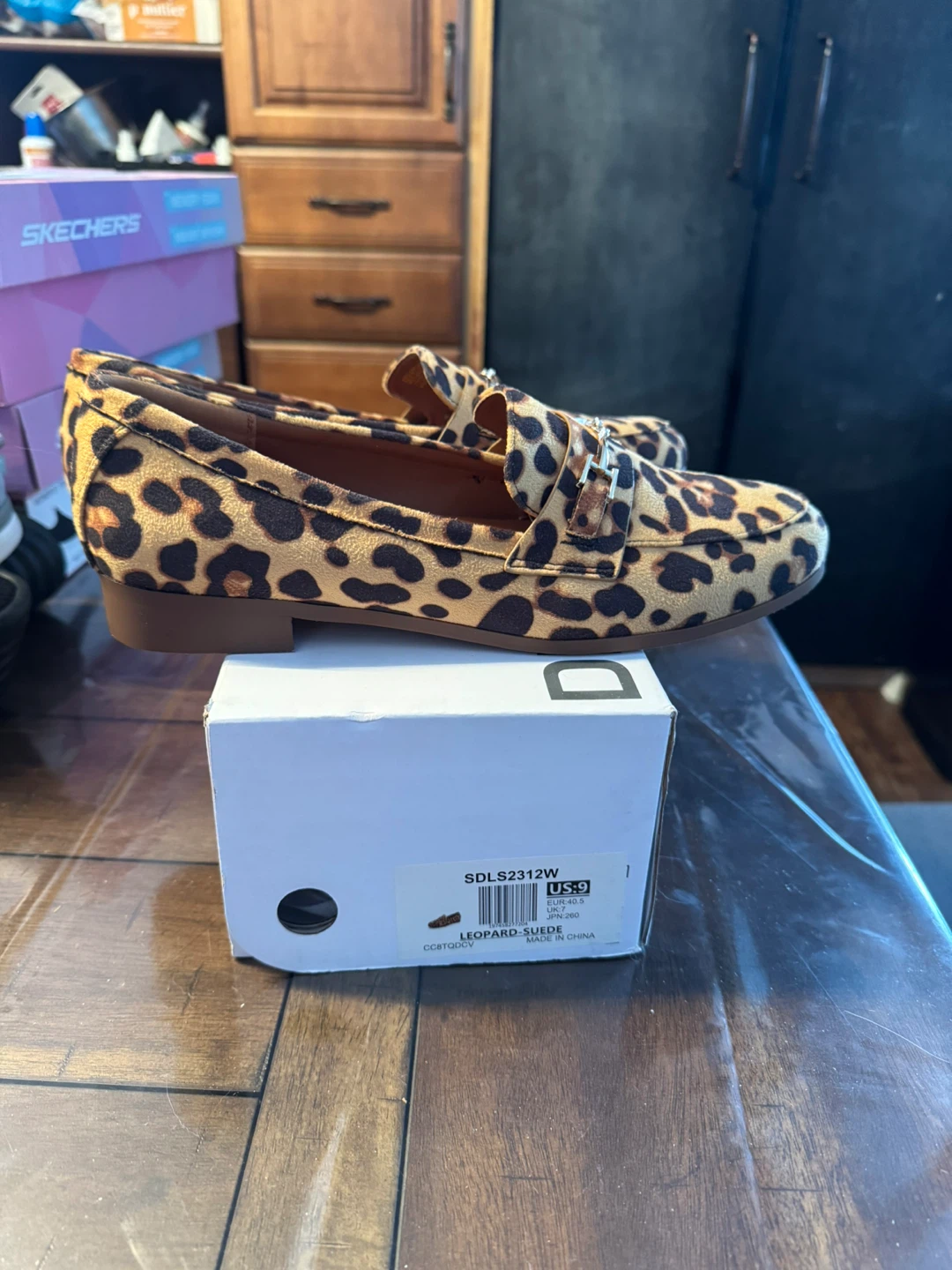 Dream Pairs Leopard Suede Loafers Women's Size 9 - photo 2