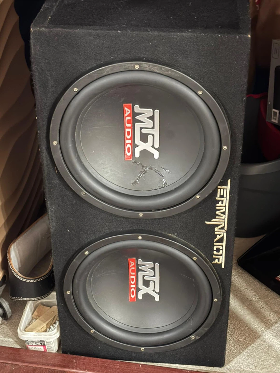 MTX Audio Terminator Dual 10" Subwoofer Box