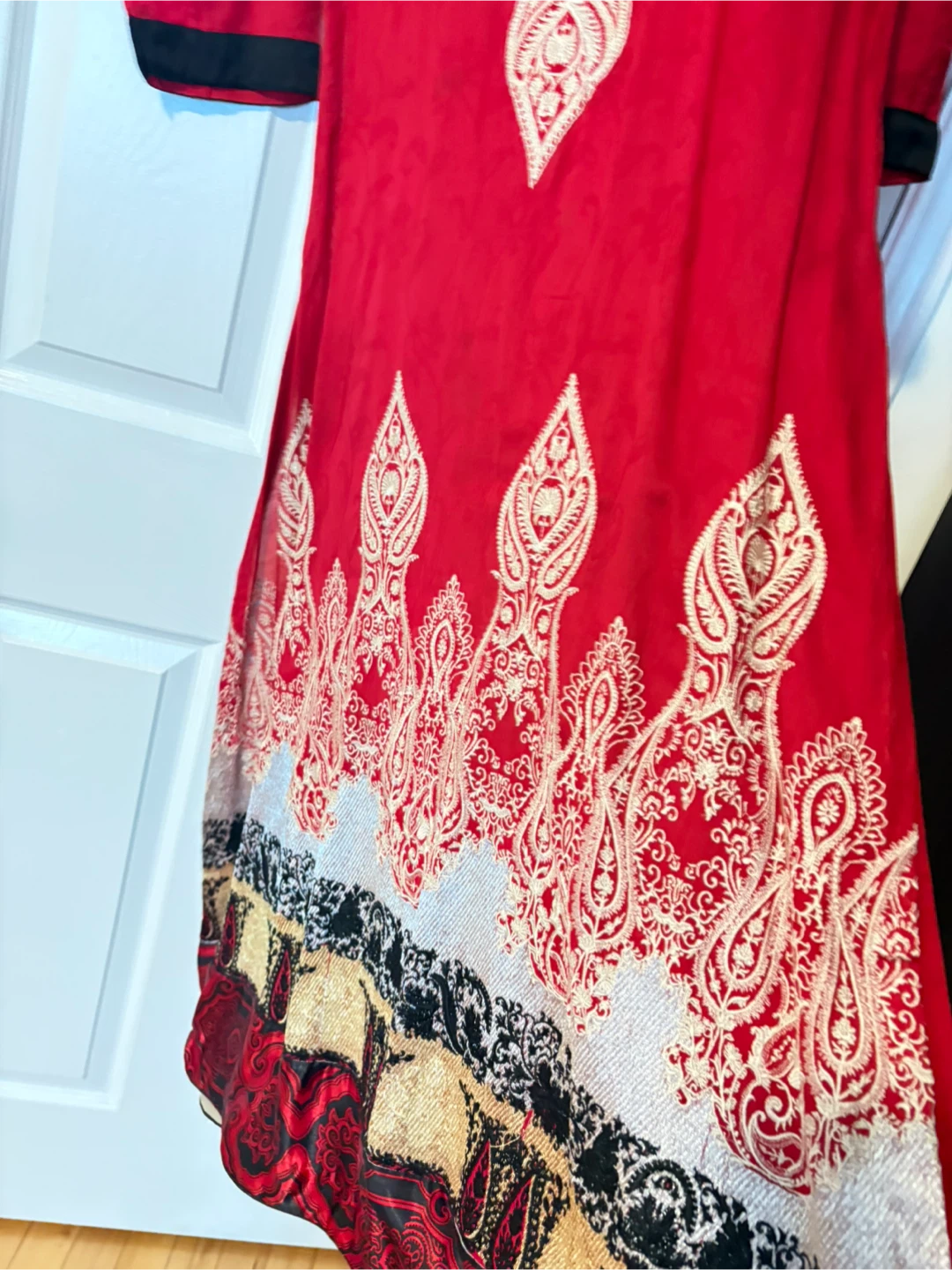 Red Kurti with Embroidered Neckline and Hem - photo 2
