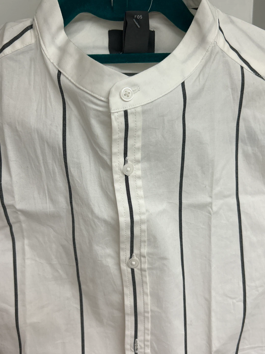 H&M Men's White Striped Muscle Fit Short Sleeve Shirt - XS - photo 3