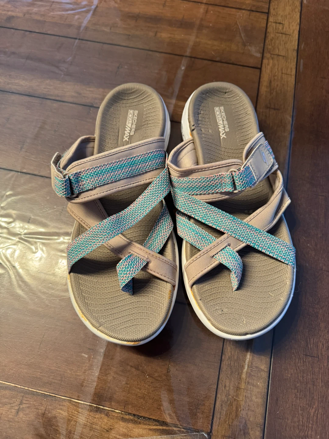Skechers GOwalk MAX Sandals