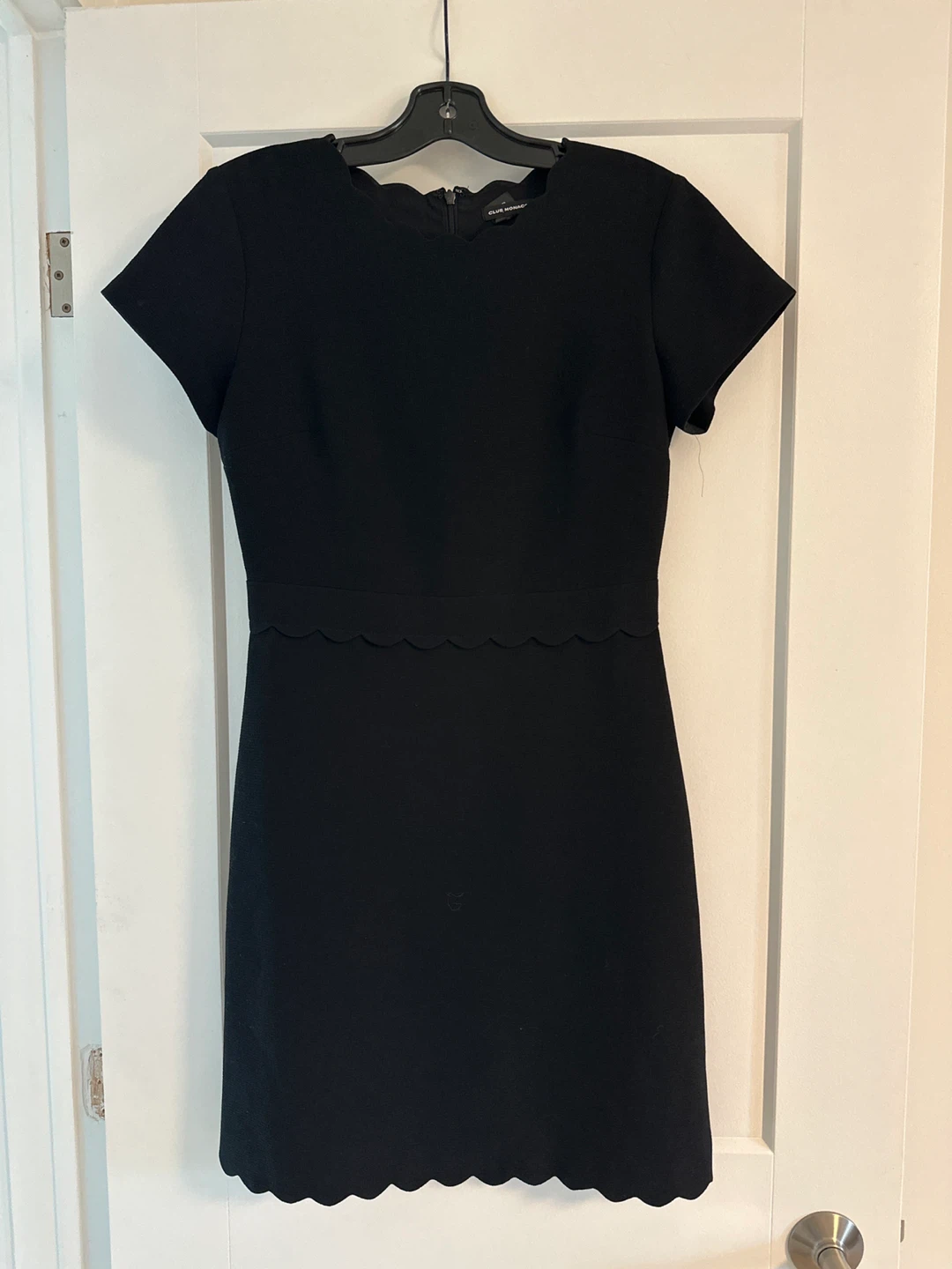 Club Monaco Black Scalloped Dress Size 4