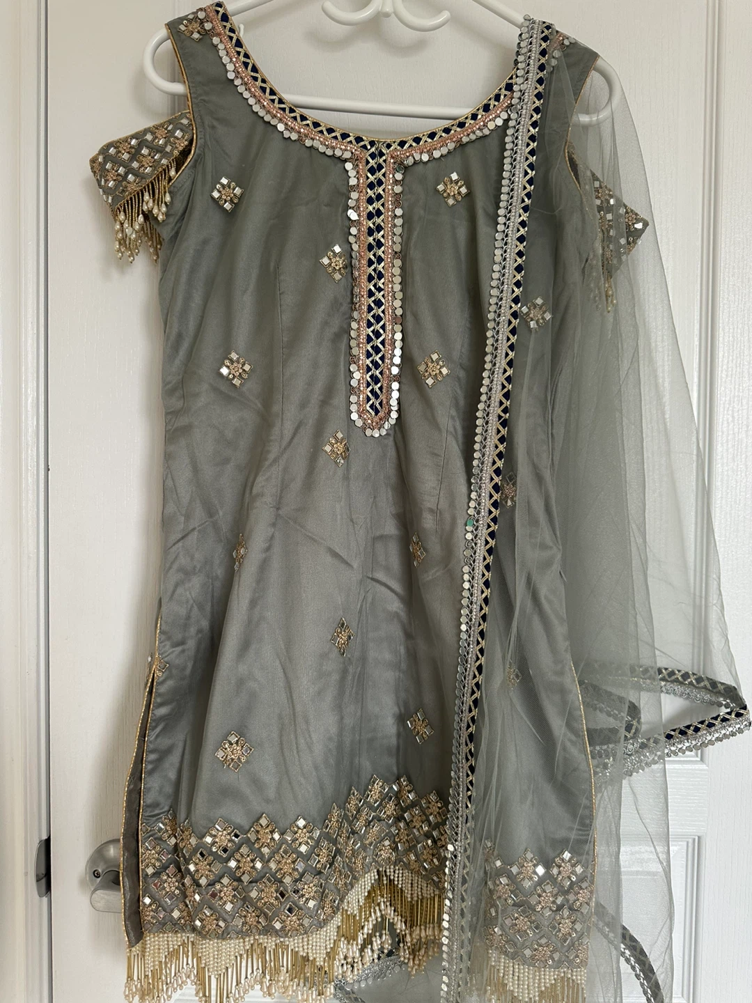 Grey Embellished Kurti with Dupatta