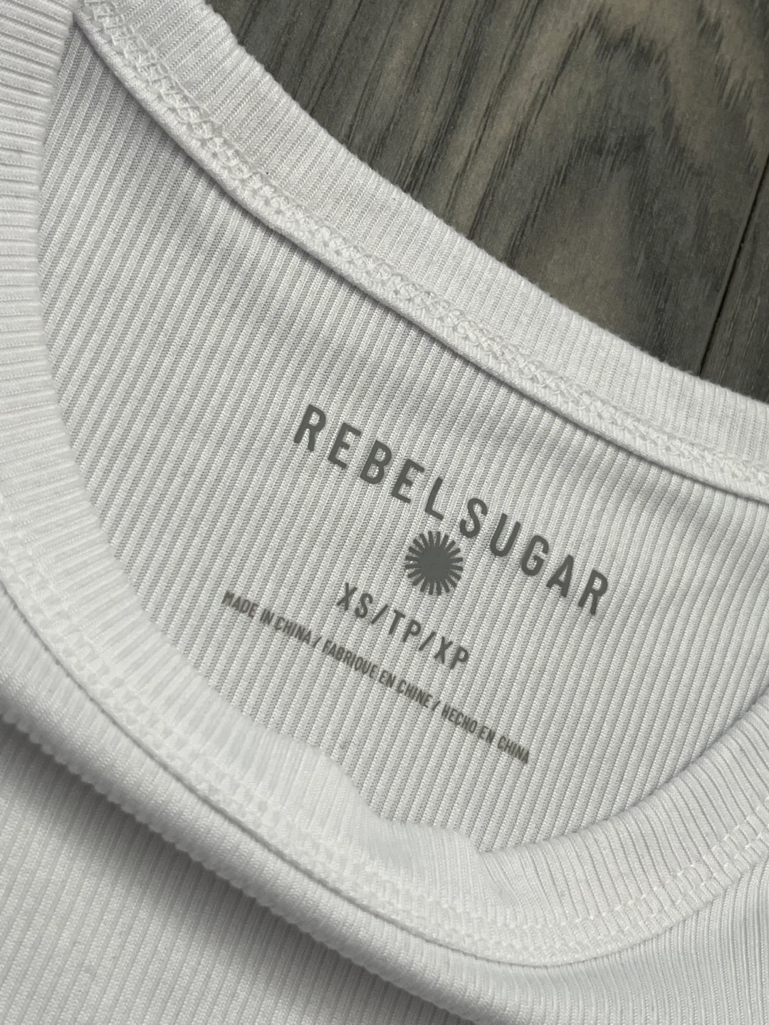 Classic White Fitted Short Sleeve Tee | Women - photo 4