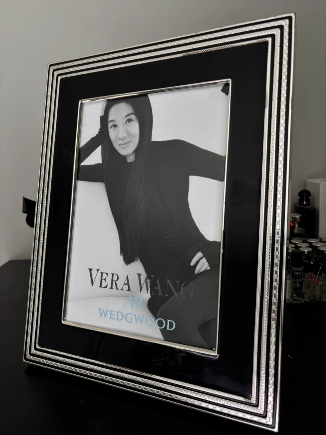 Vera Wang Wedgwood Black Picture Frame