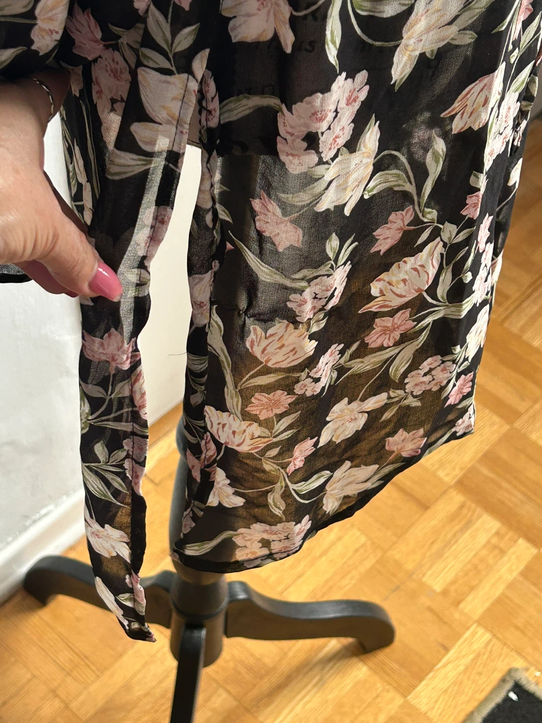 Brand new Sheer Floral Button-Up Dress with Tie Waist - photo 3