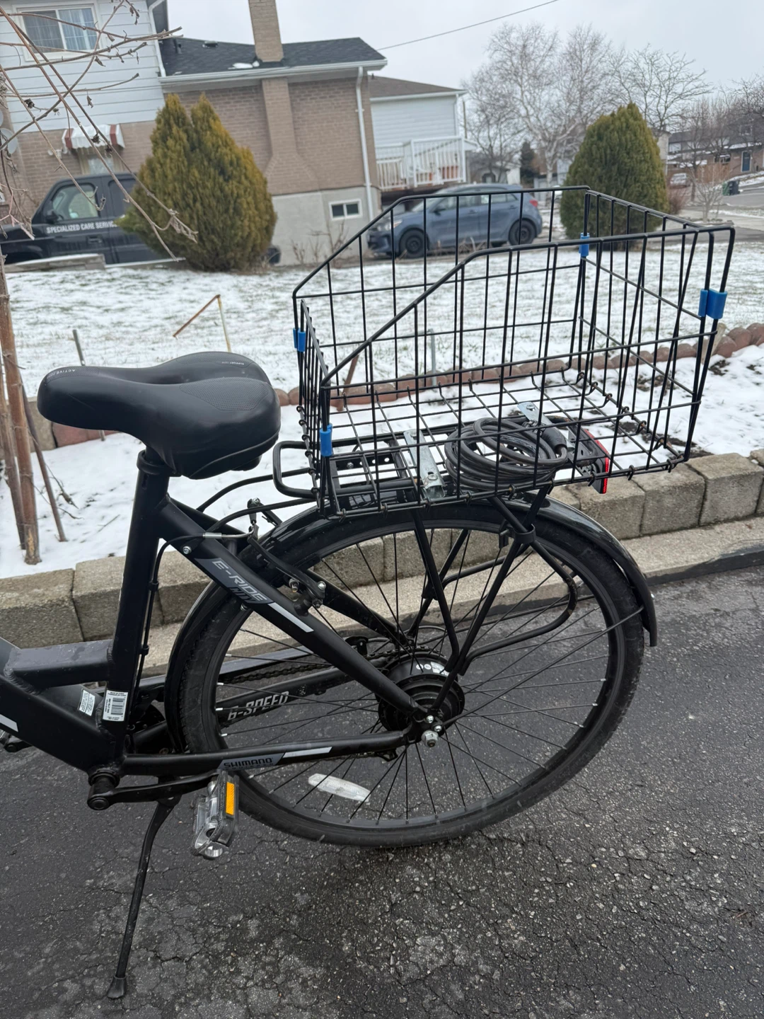 Hyper E-Ride 700C Electric Bike – Excellent Condition - photo 4