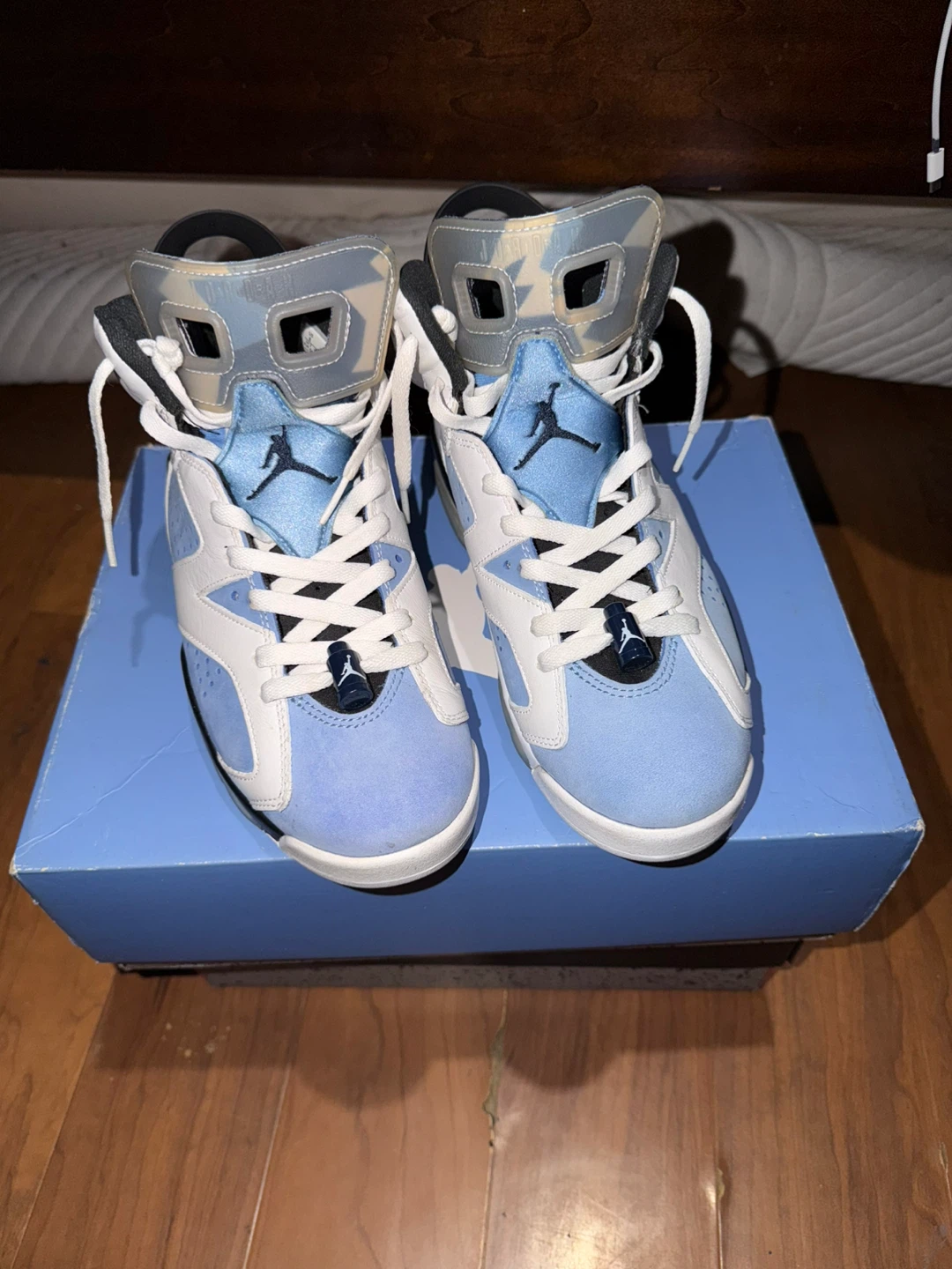 Air Jordan 6 Retro "UNC"
