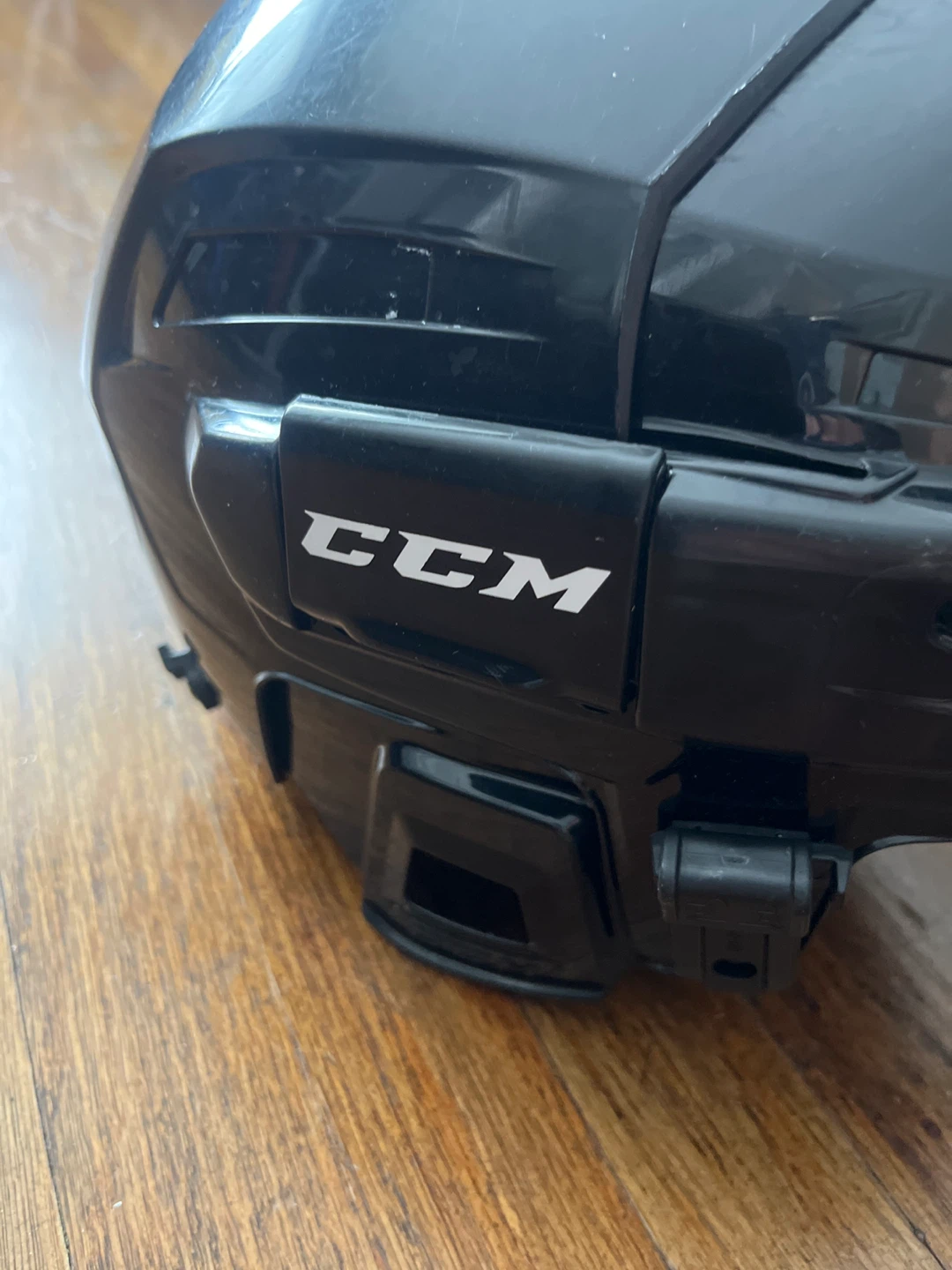 CCM Hockey Player Helmet SM-25 with Cage - photo 5