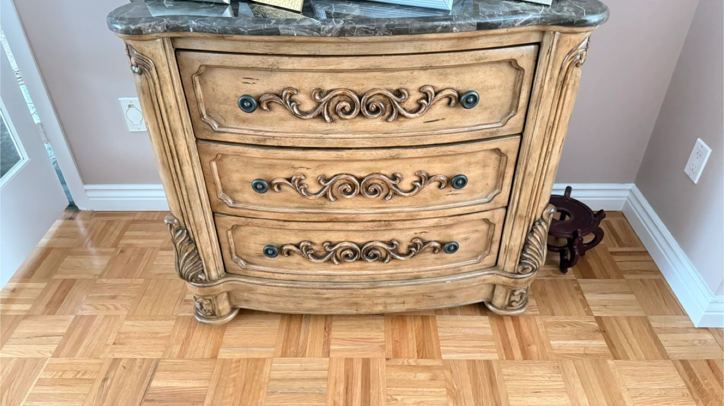 Antique Style 3-Drawer Chest with Marble Top