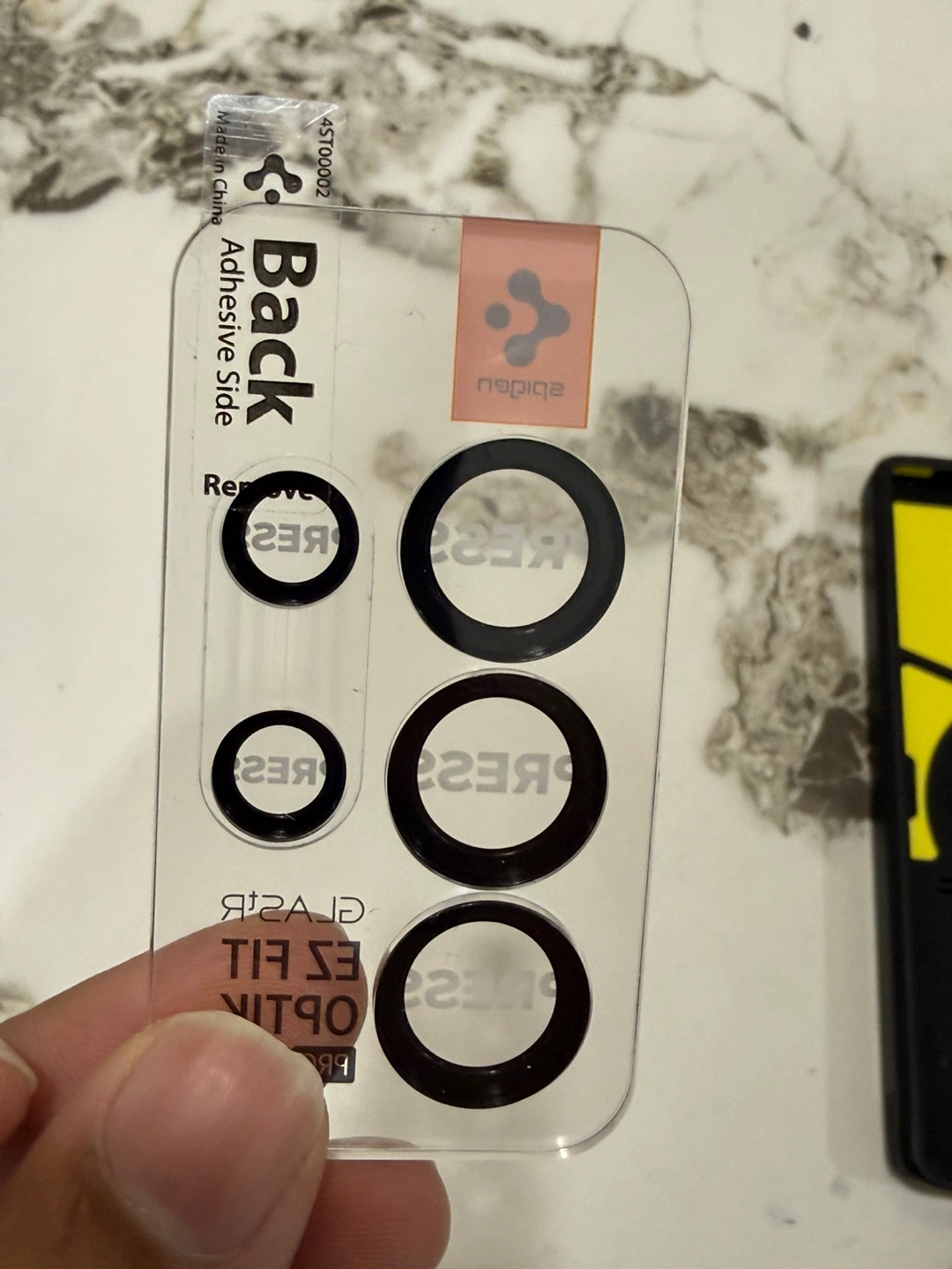 📱 MOVING OUT SALE – S25 Ultra Protection Bundle (Spigen + ESR) - photo 4