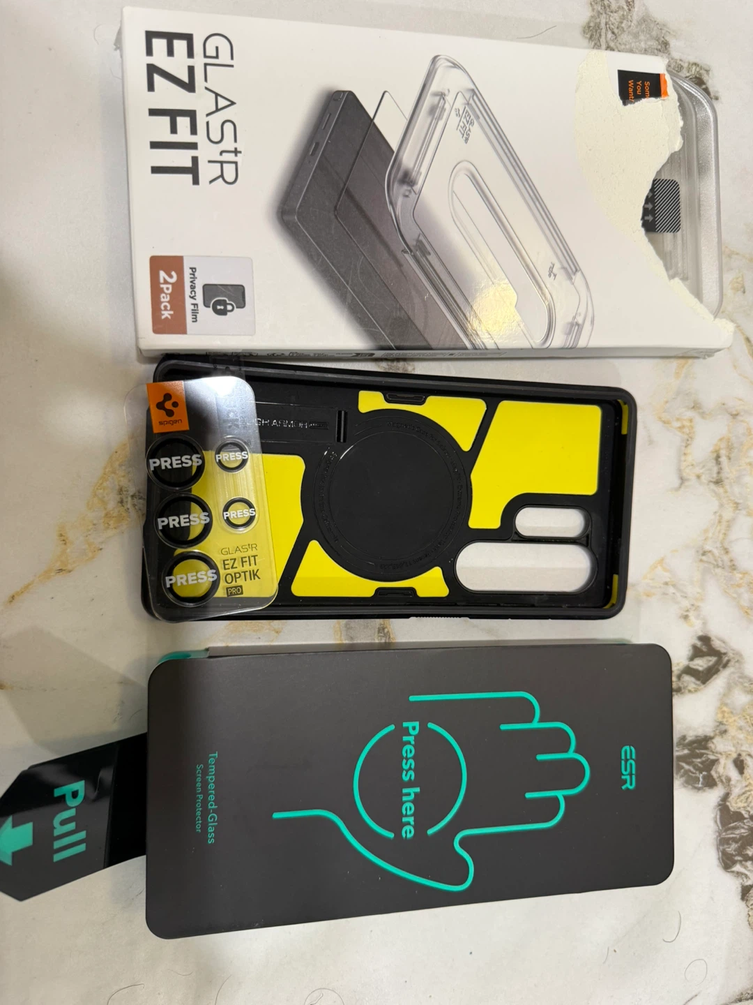 📱 MOVING OUT SALE – S25 Ultra Protection Bundle (Spigen + ESR) - photo 5
