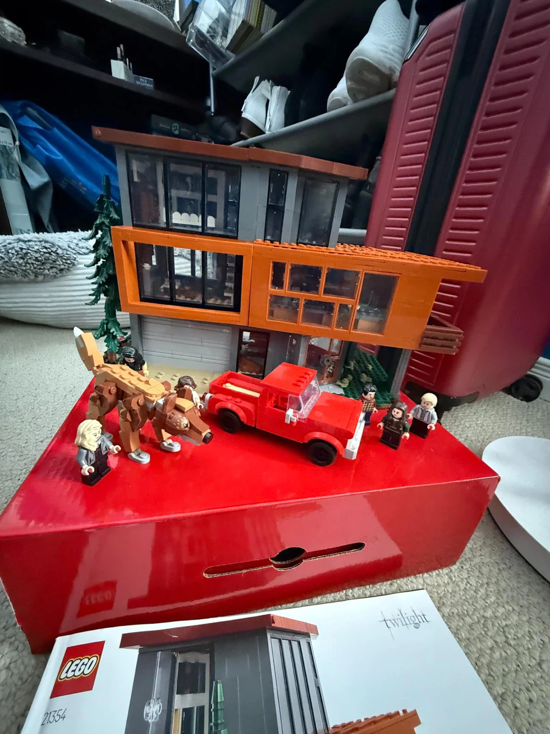 LEGO Ideas Twilight The Cullen House Set - photo 4