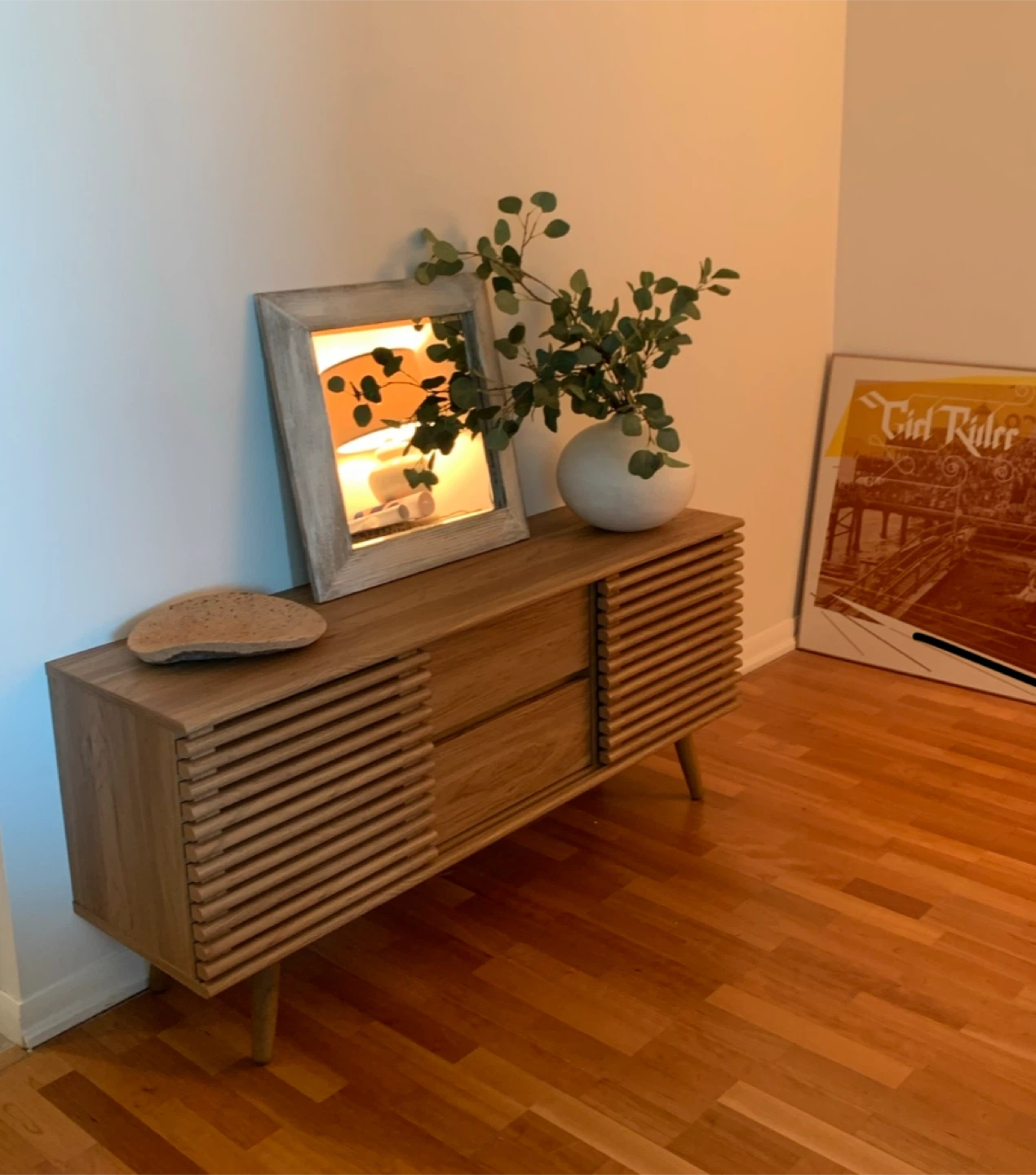 Oak Media Console with Slatted Doors and Drawers - photo 2