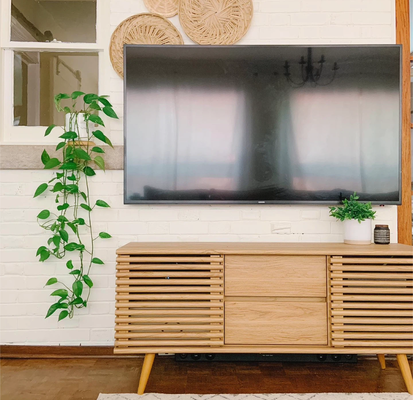 Oak Media Console with Slatted Doors and Drawers - photo 5
