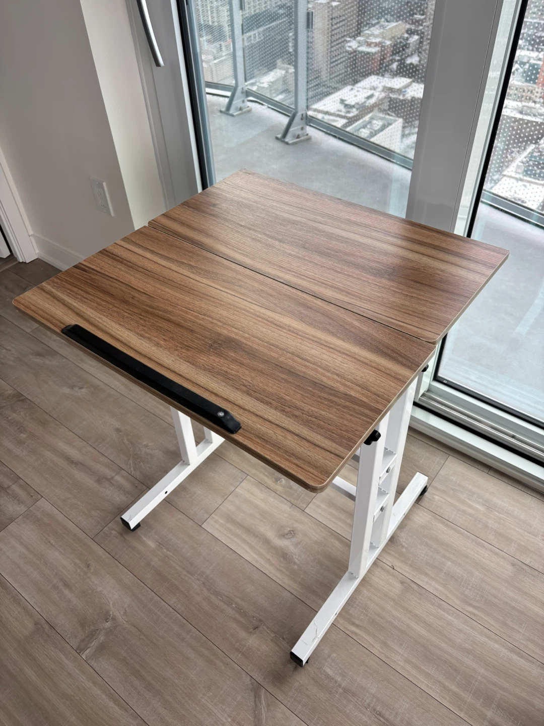 Adjustable Height Desk with Wheels