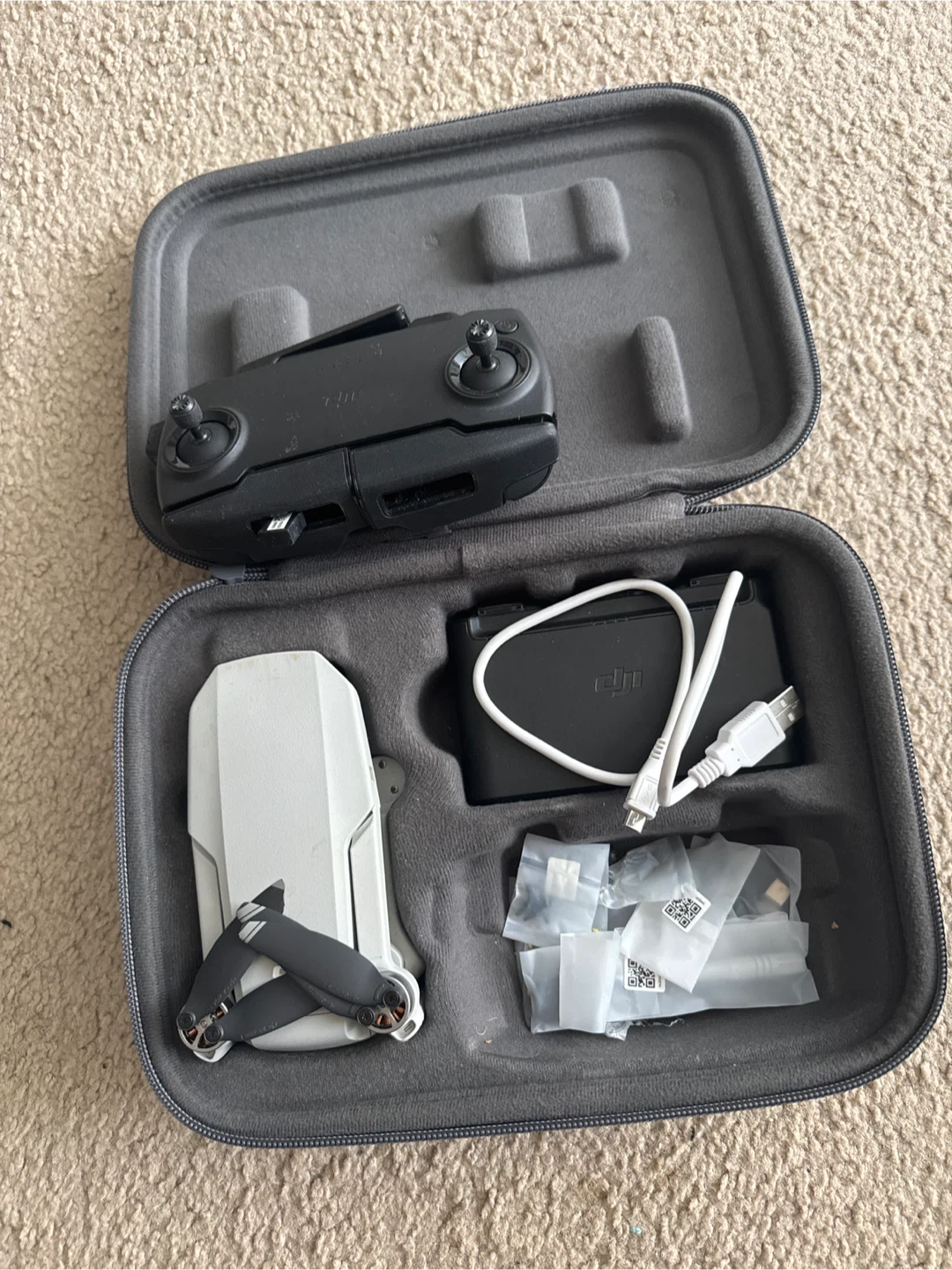 DJI Mavic Mini Drone with Case and Accessories - photo 3