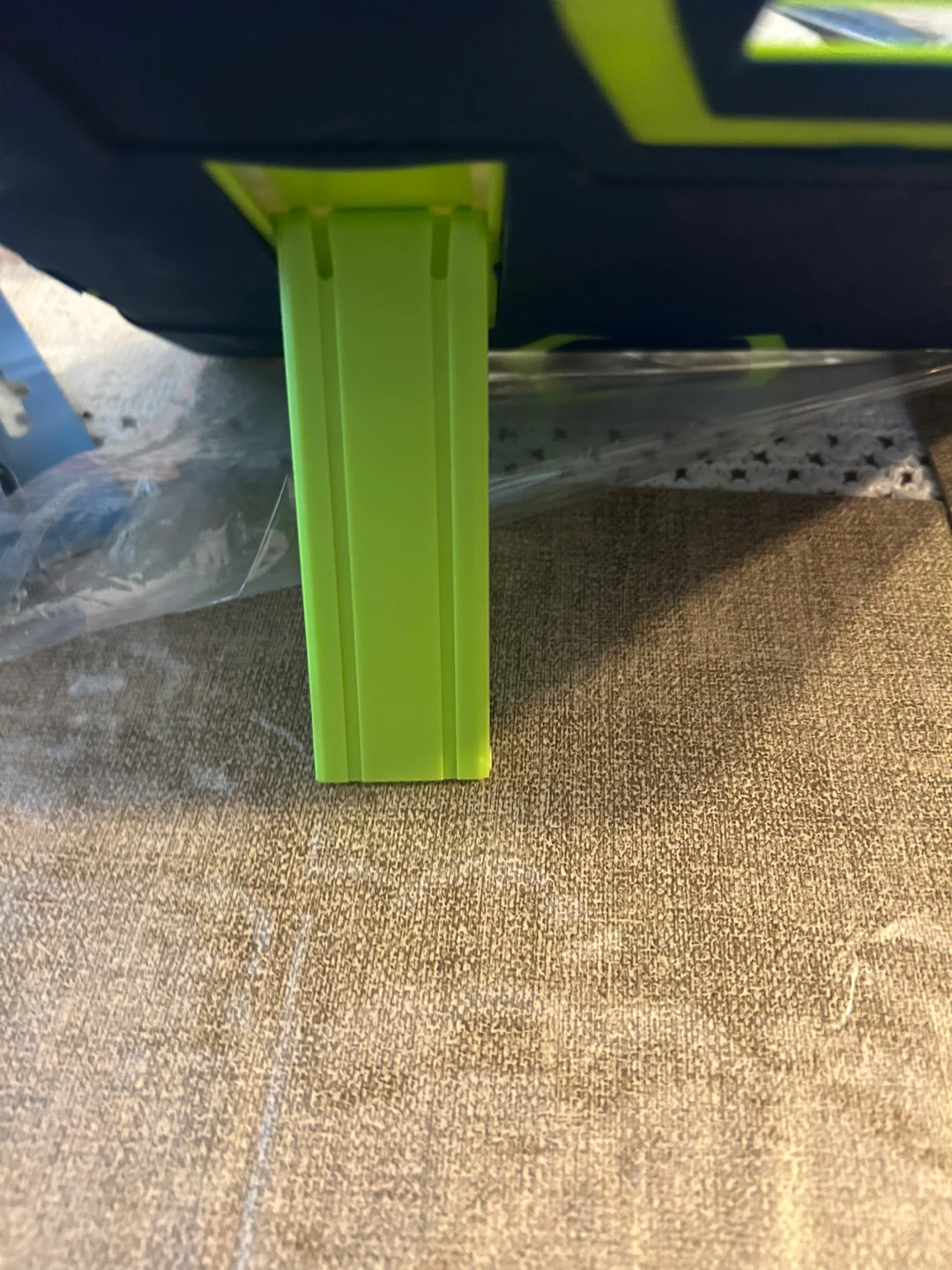 Blue & Lime Green Tablet Case for iPad Pro 11 inch (2018/2020) - photo 2