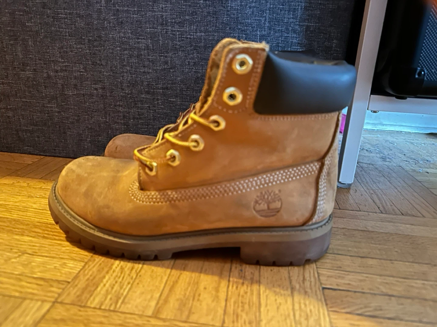 Timberland Classic Boots - Size 4 Youth