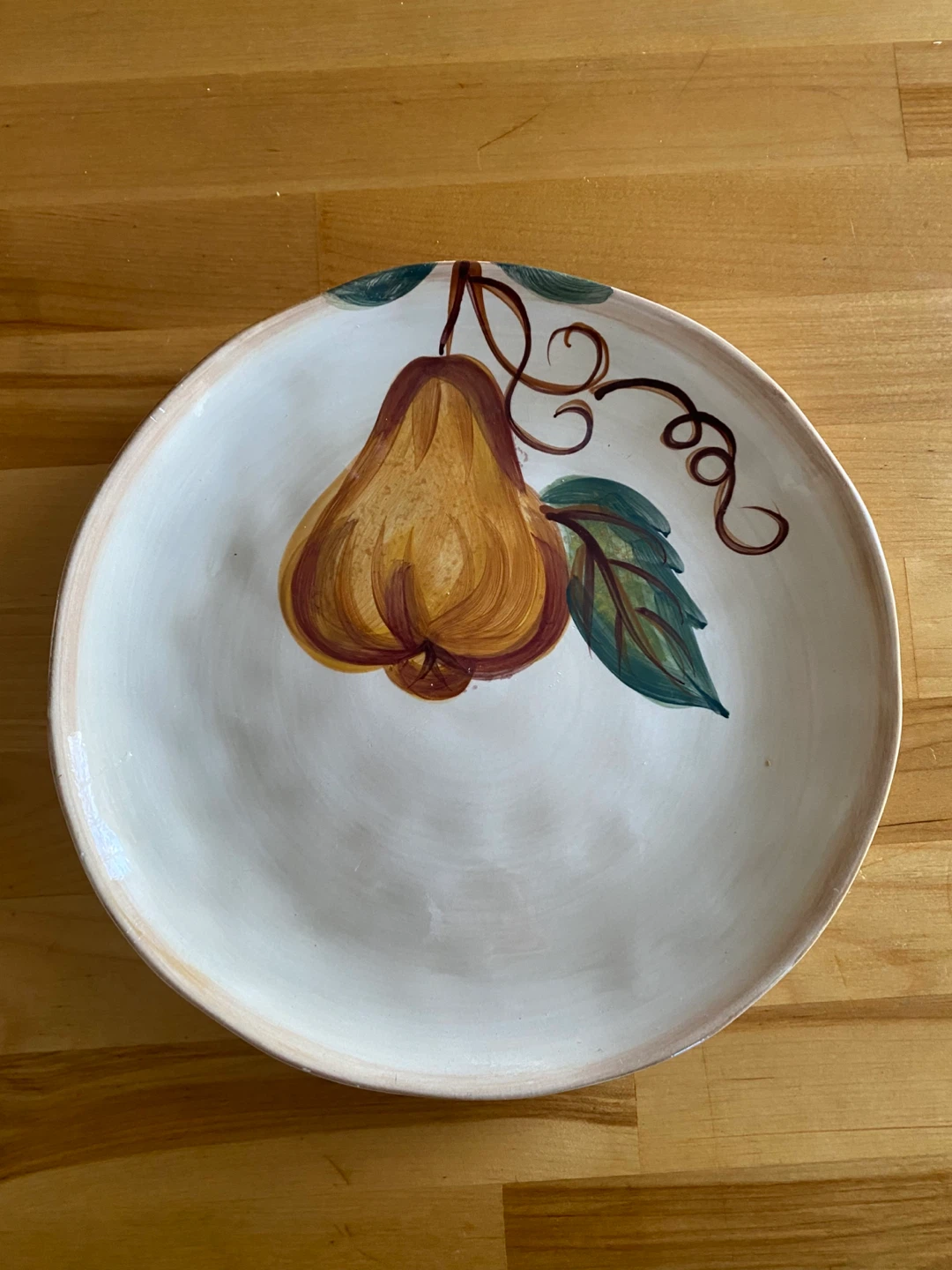 Hand-Crafted Ceramic Plates with Fruit Design - photo 4