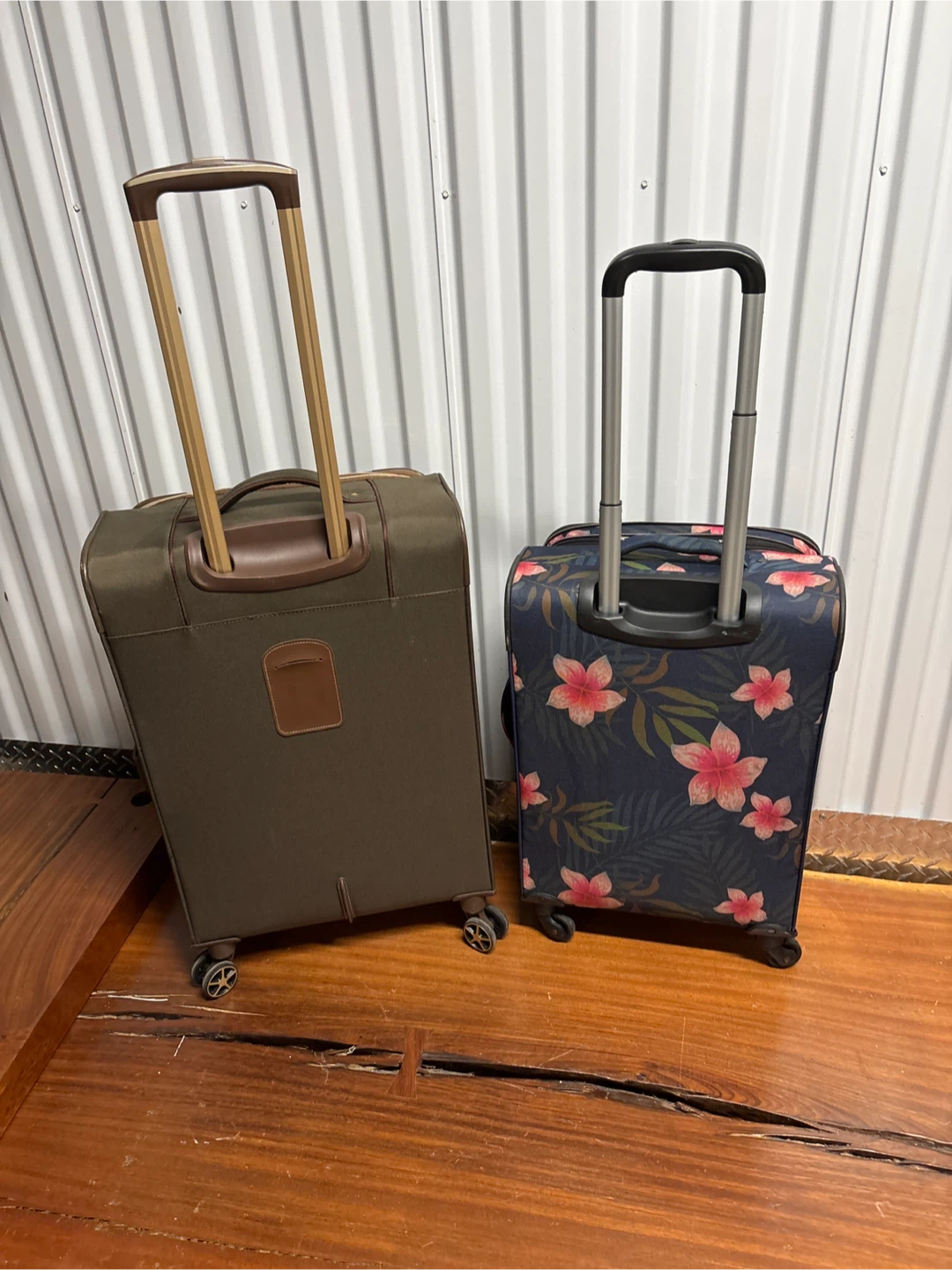 Set of 3 Rolling Luggage and Cooler Bag $60 all 3 - photo 2