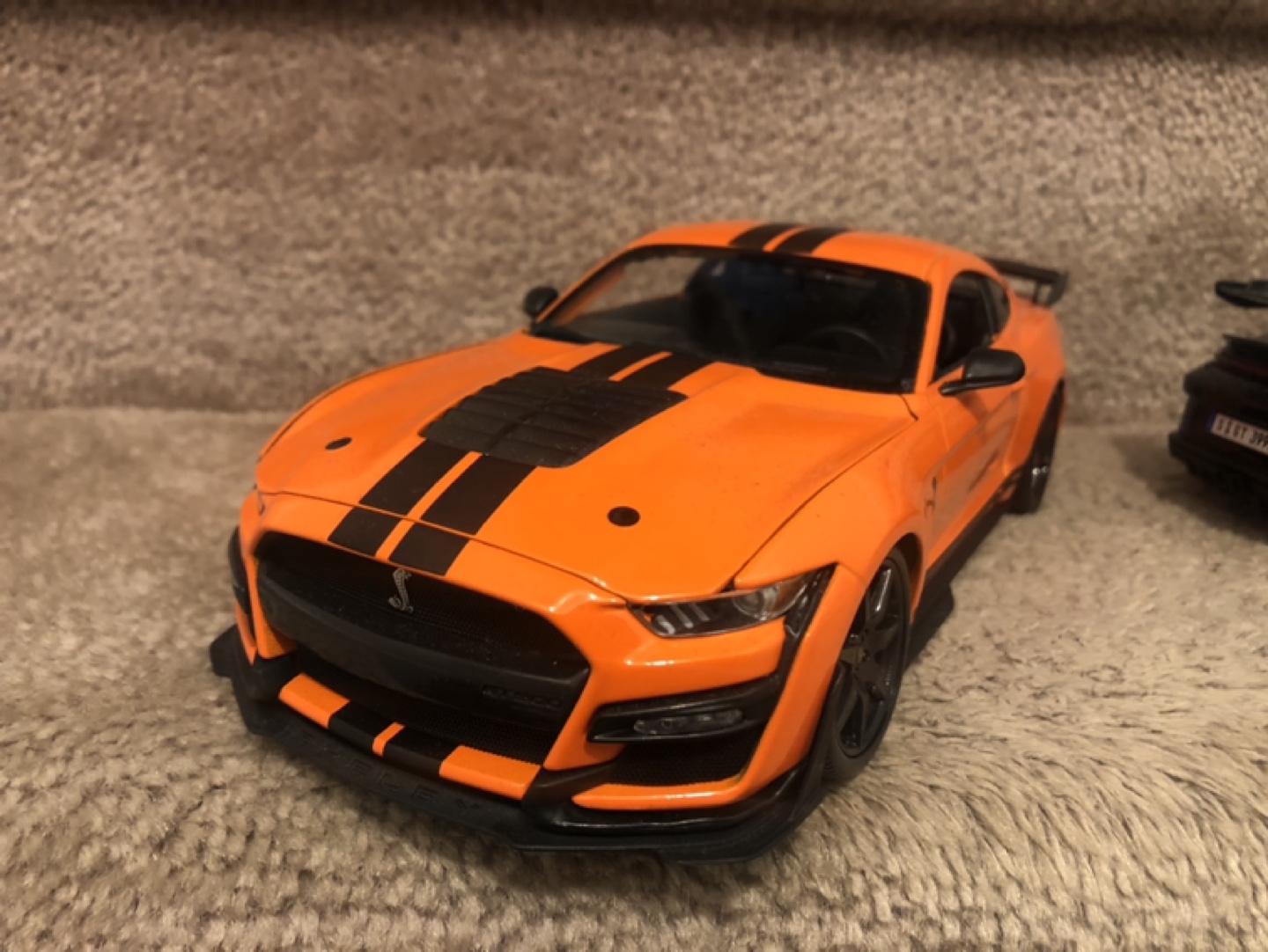 Orange Ford Mustang Shelby GT500 Diecast Model Car - photo 2