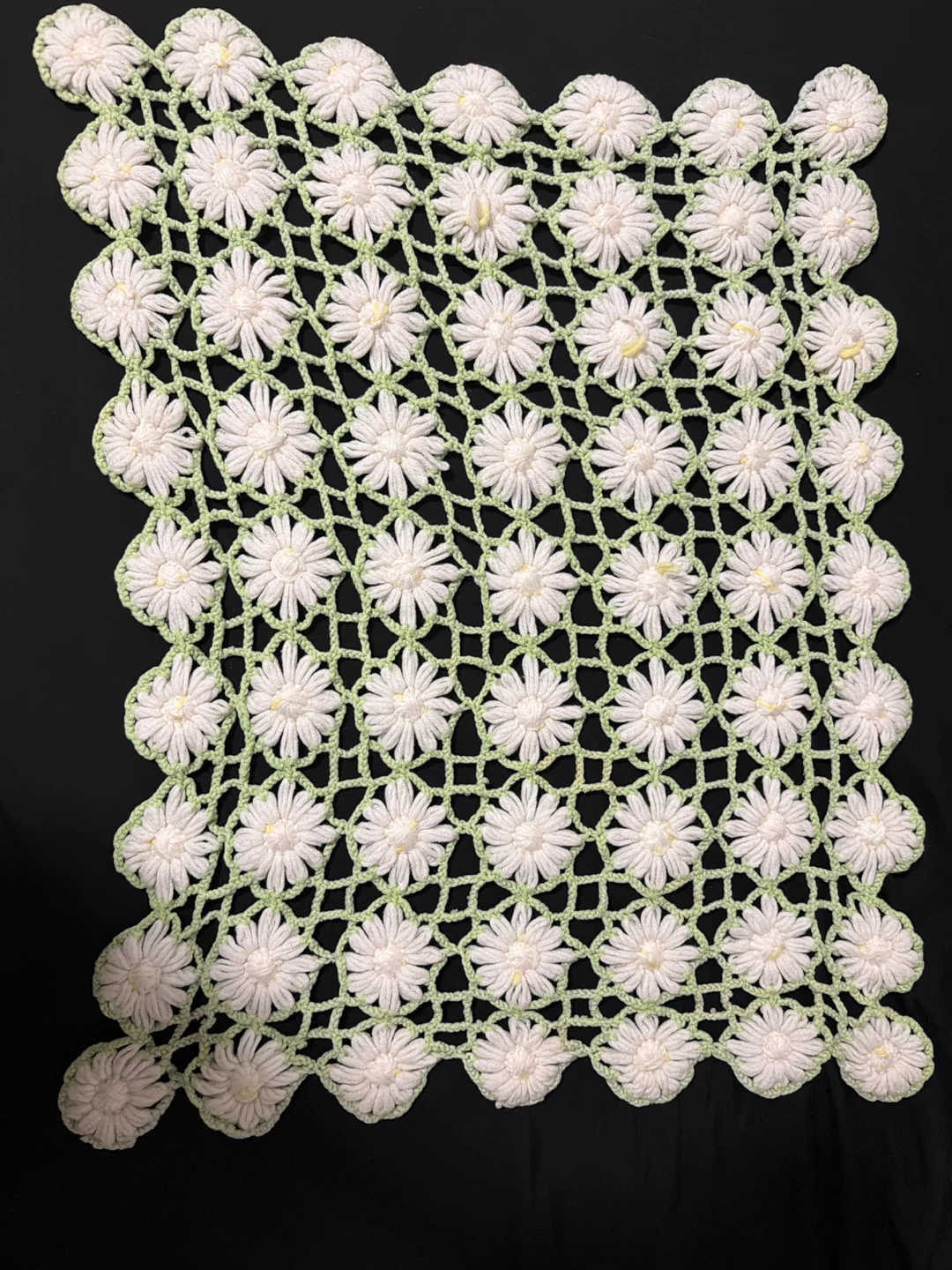 Handmade Crochet Daisy Table Runner - photo 2
