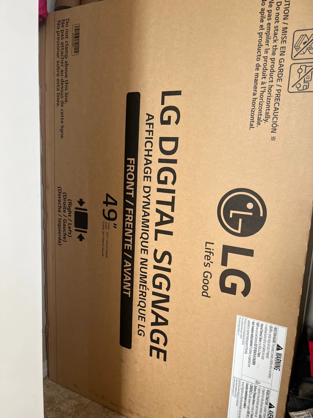 LG 49" Digital Signage Display