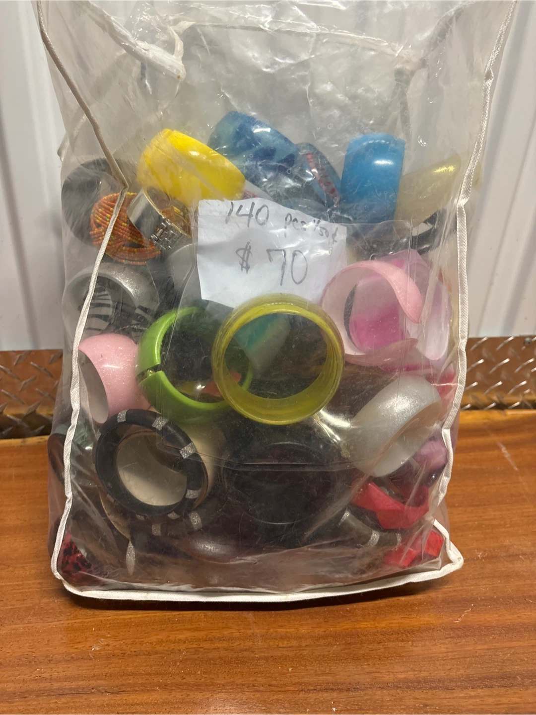 Assorted Bracelets & Bangles - 140 Pieces - photo 3
