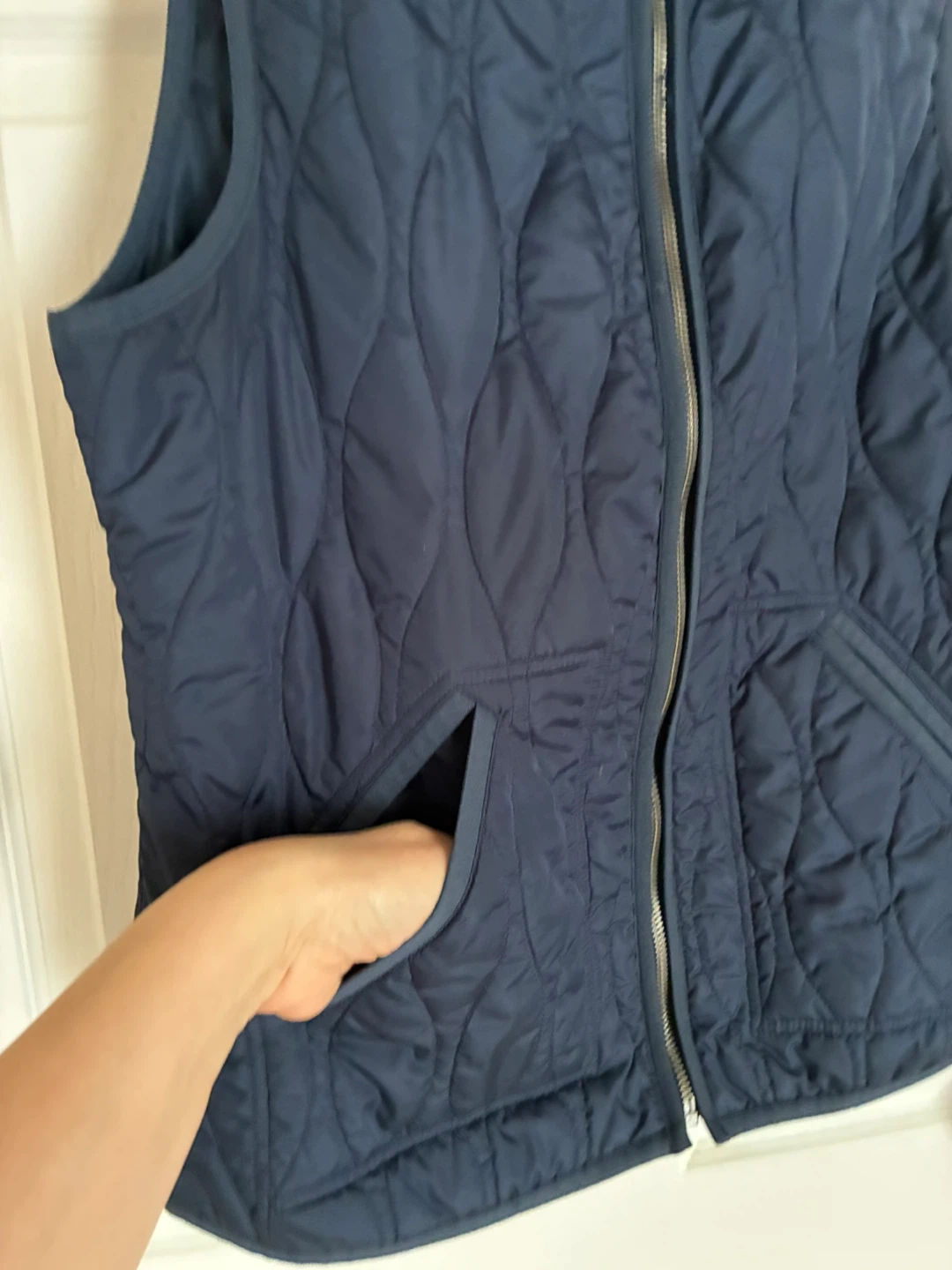 Old Navy Quilted Vest - Navy - Medium - photo 4