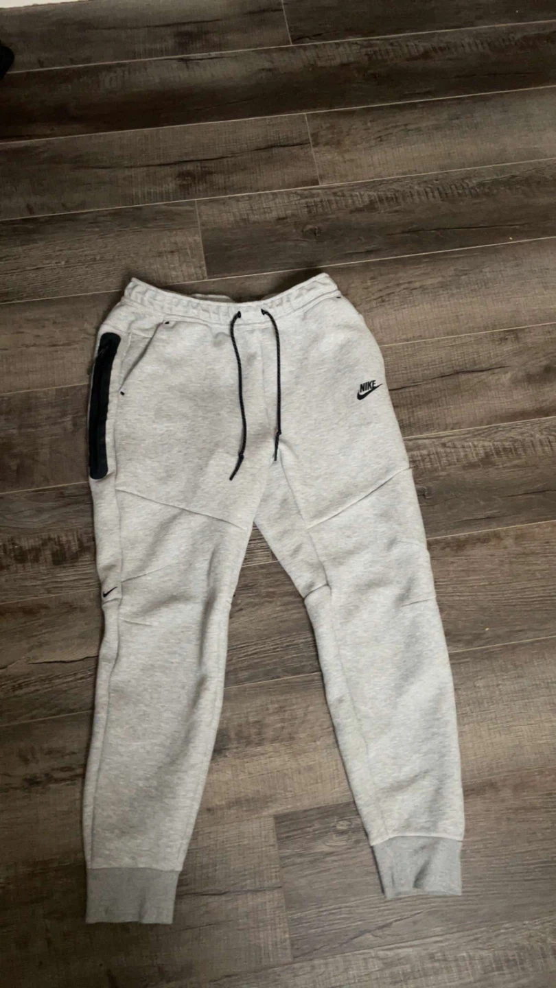 Nike Tech Pants Size L
