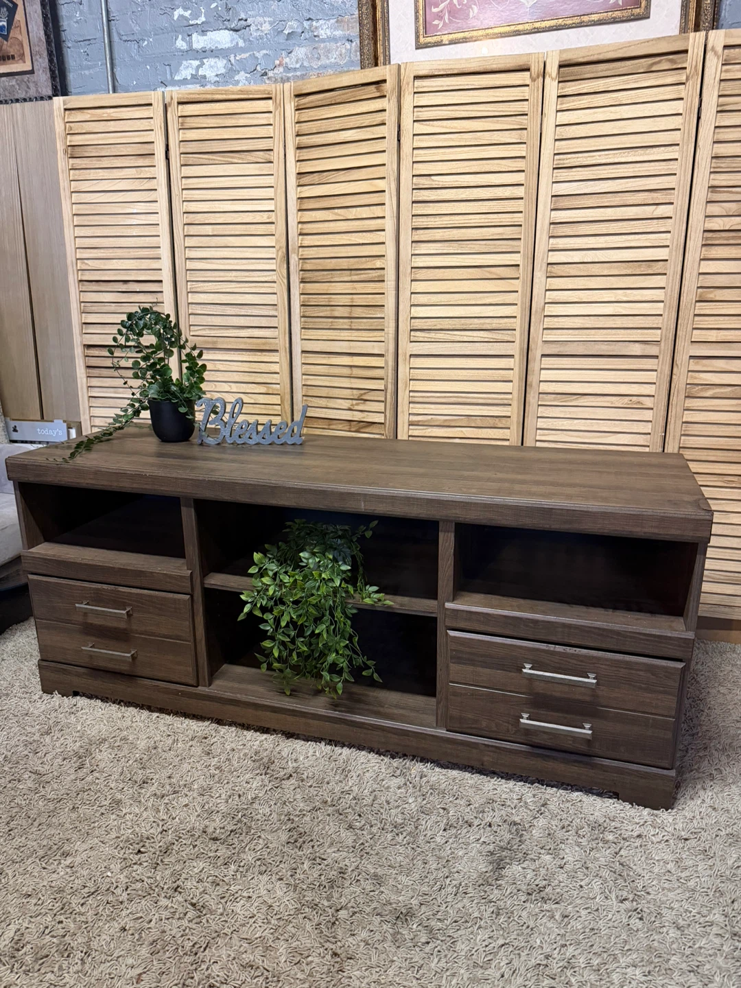 Ashley Console Table/TV Stand - photo 3